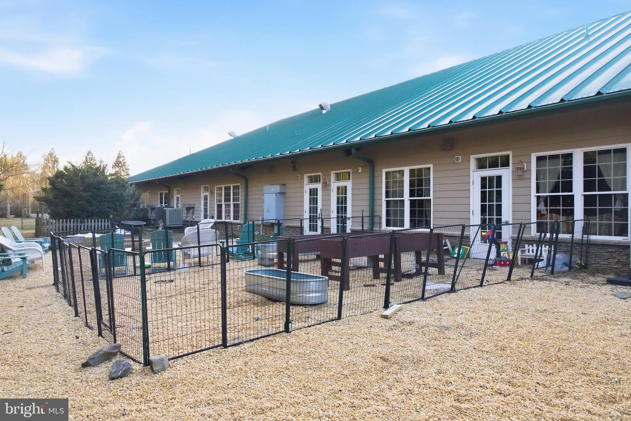 EPSOM FARM - Commercial Sale