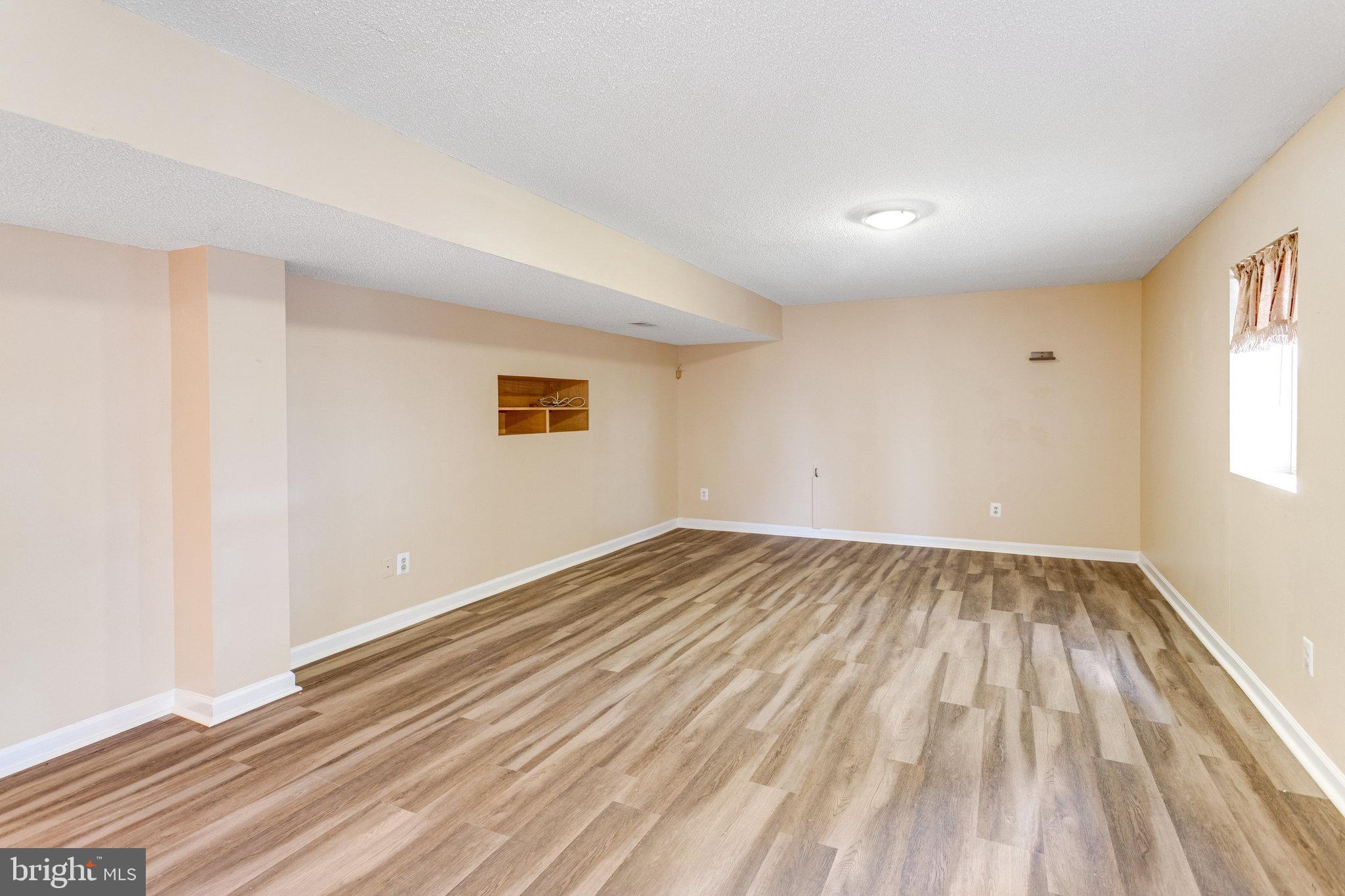 CARDINAL RIDGE - Residential Lease