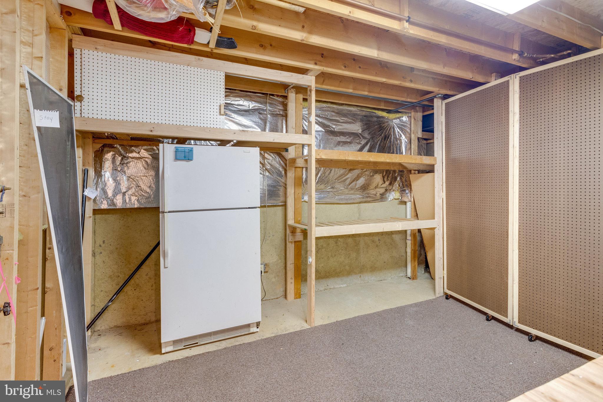 CARDINAL RIDGE - Residential Lease