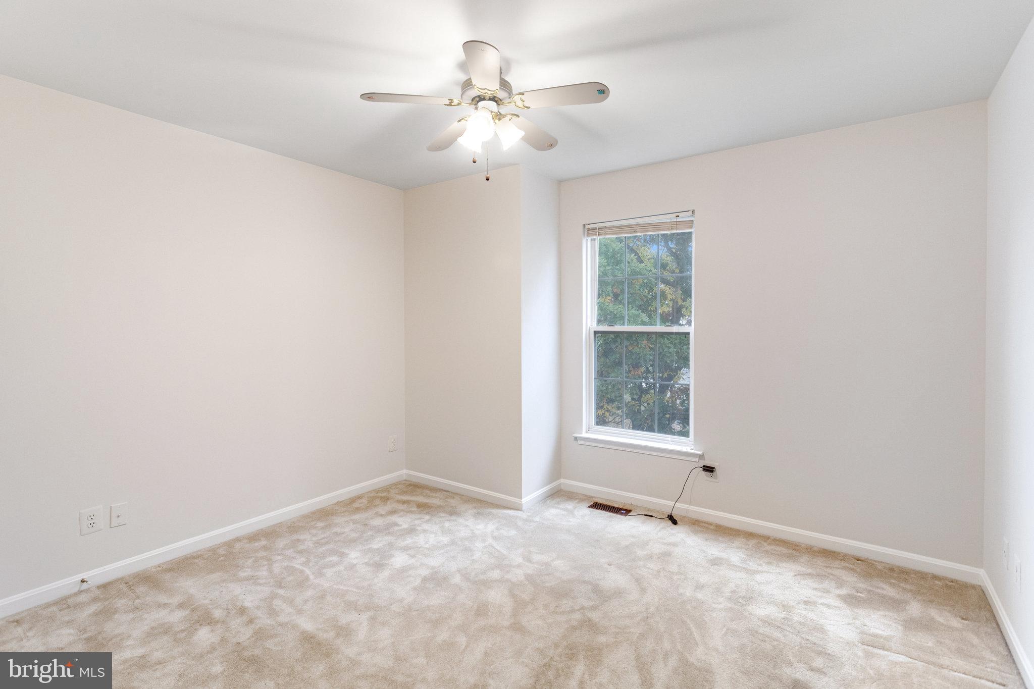CARDINAL RIDGE - Residential Lease