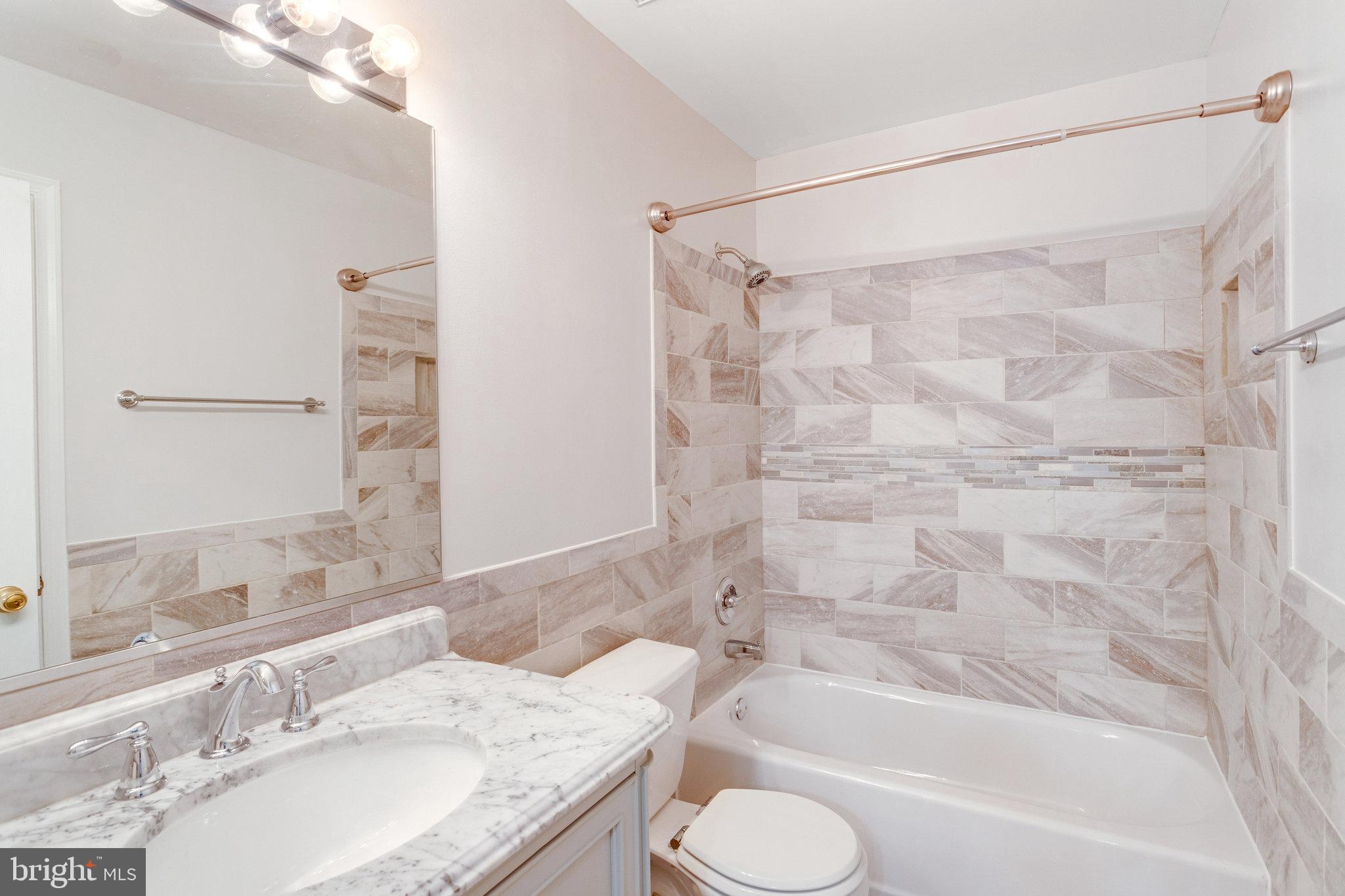 CARDINAL RIDGE - Residential Lease