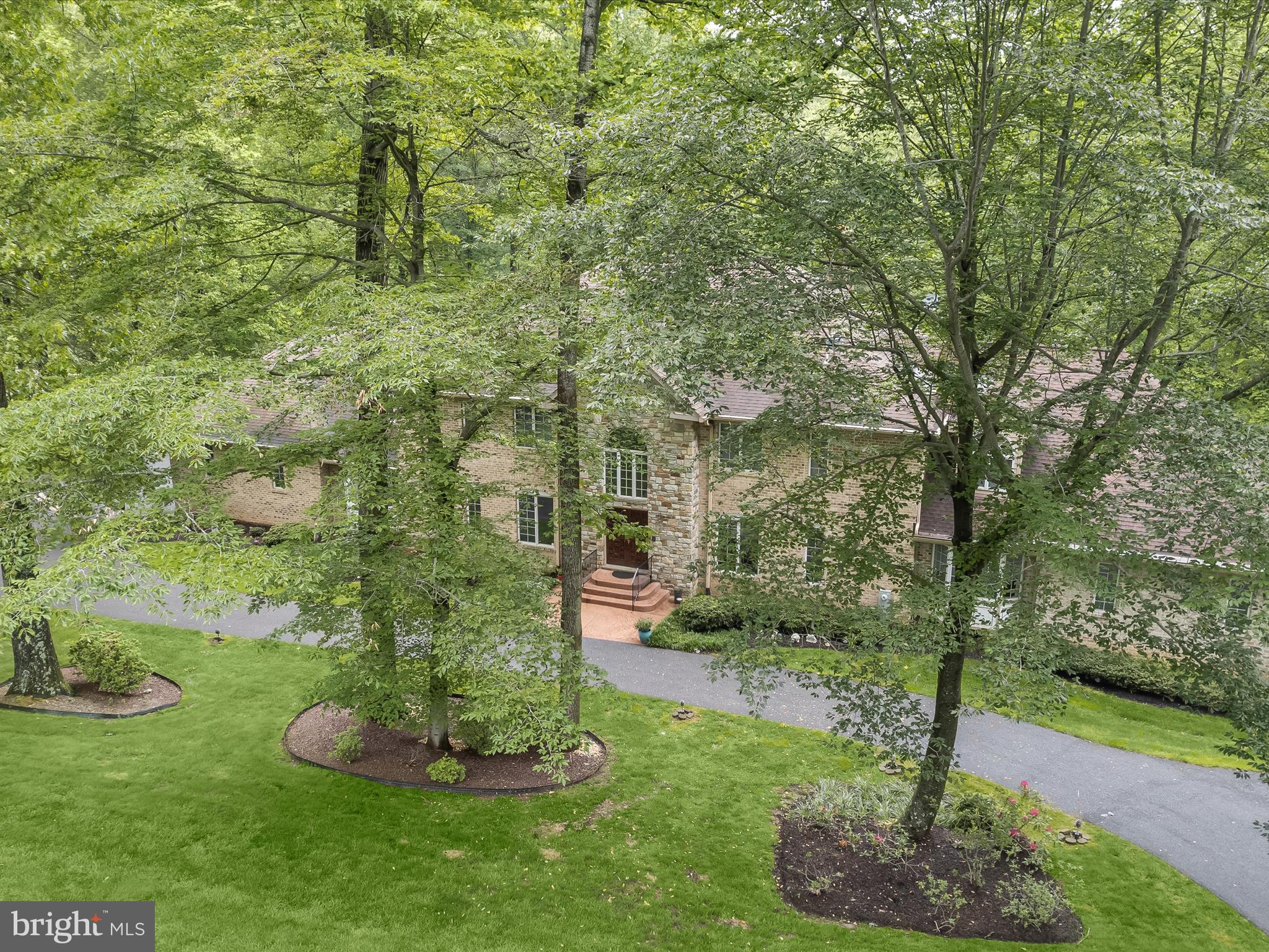 THE HILL FARM - Residential