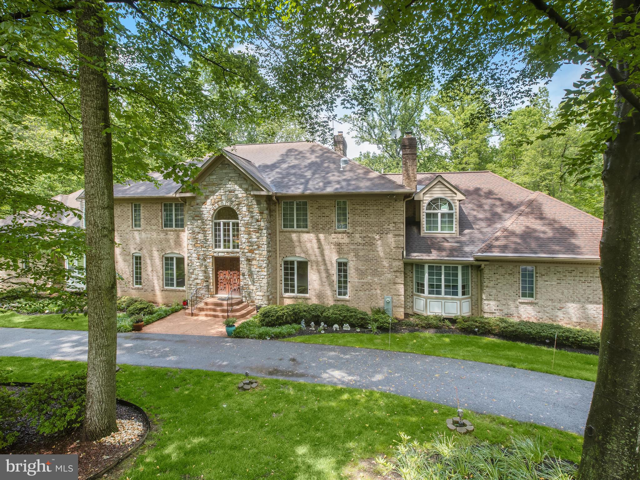 THE HILL FARM - Residential