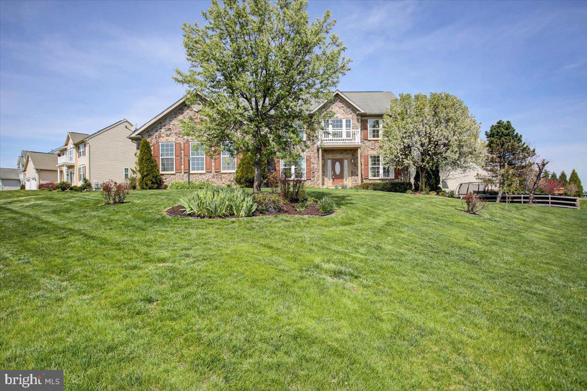 SHADOW CREEK MEADOWS - Residential