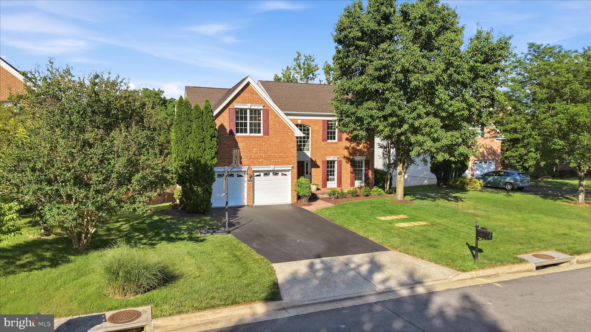 LOUDOUN VALLEY ESTATES - Residential