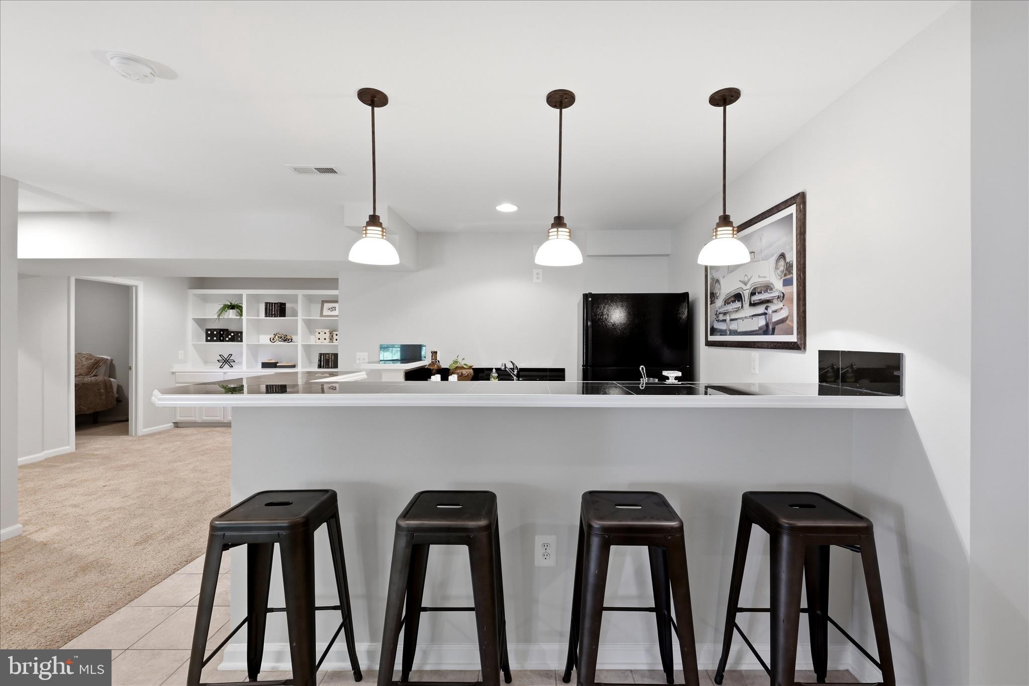 LOUDOUN VALLEY ESTATES - Residential
