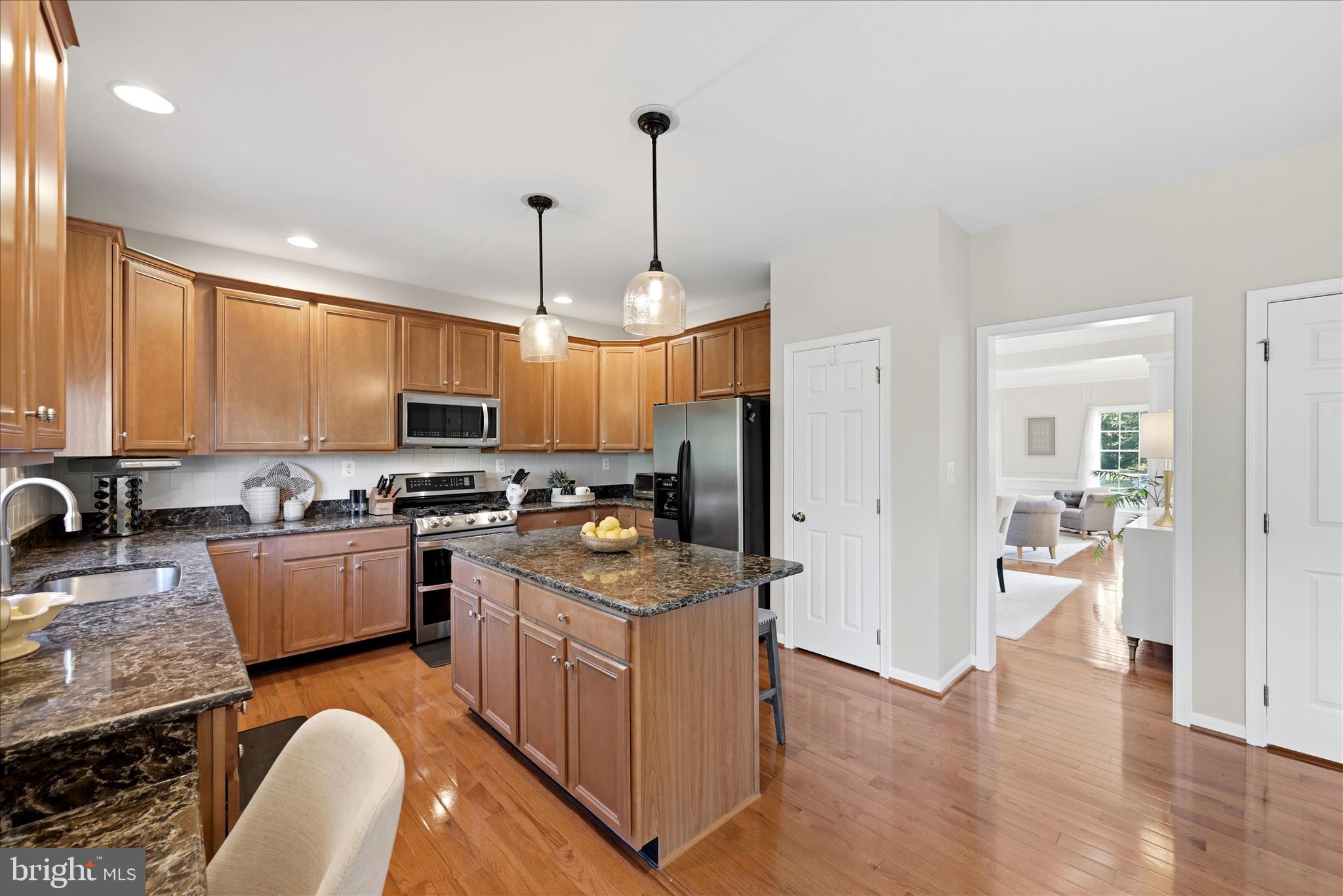 LOUDOUN VALLEY ESTATES - Residential