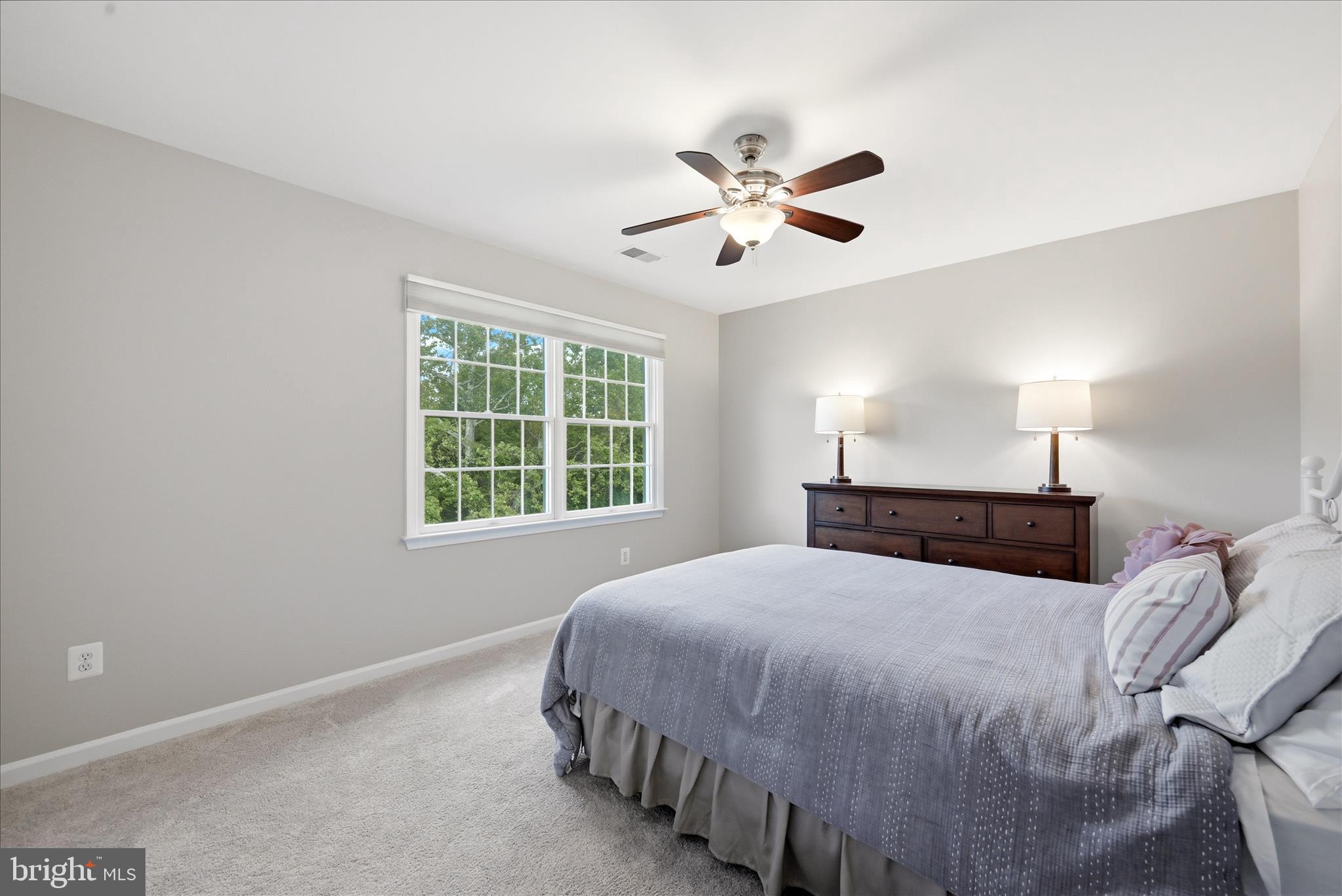 LOUDOUN VALLEY ESTATES - Residential