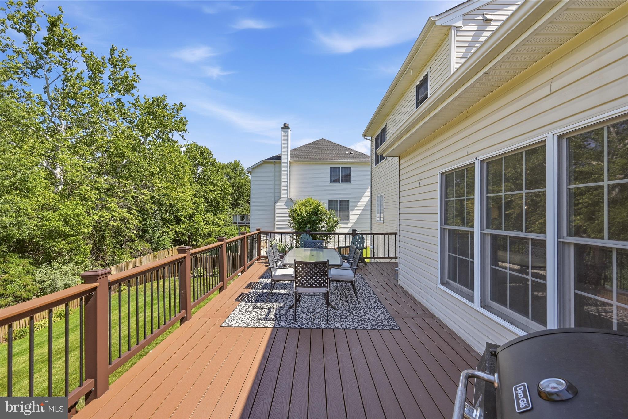 LOUDOUN VALLEY ESTATES - Residential