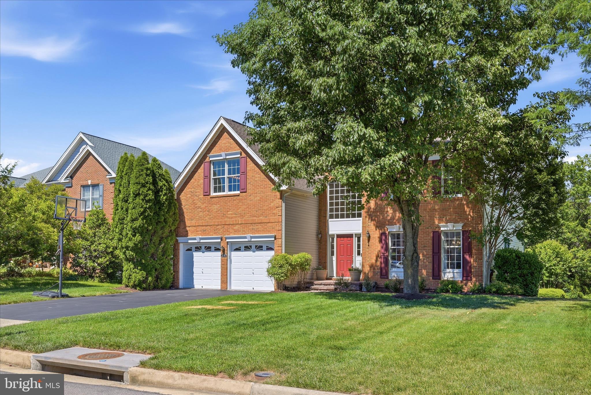 LOUDOUN VALLEY ESTATES - Residential