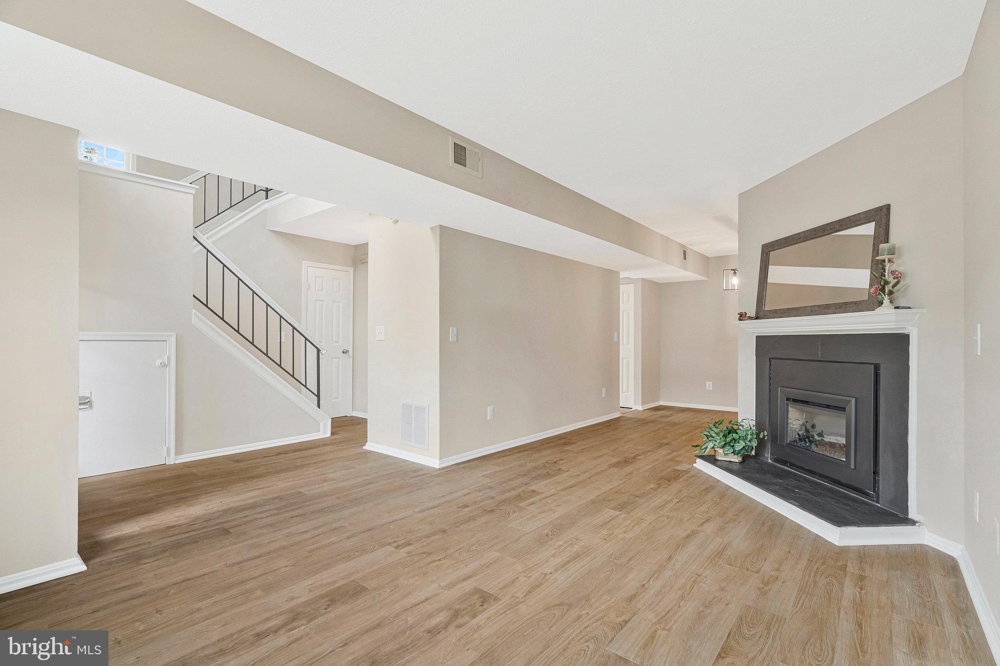 SINGLETONS GROVE - Residential