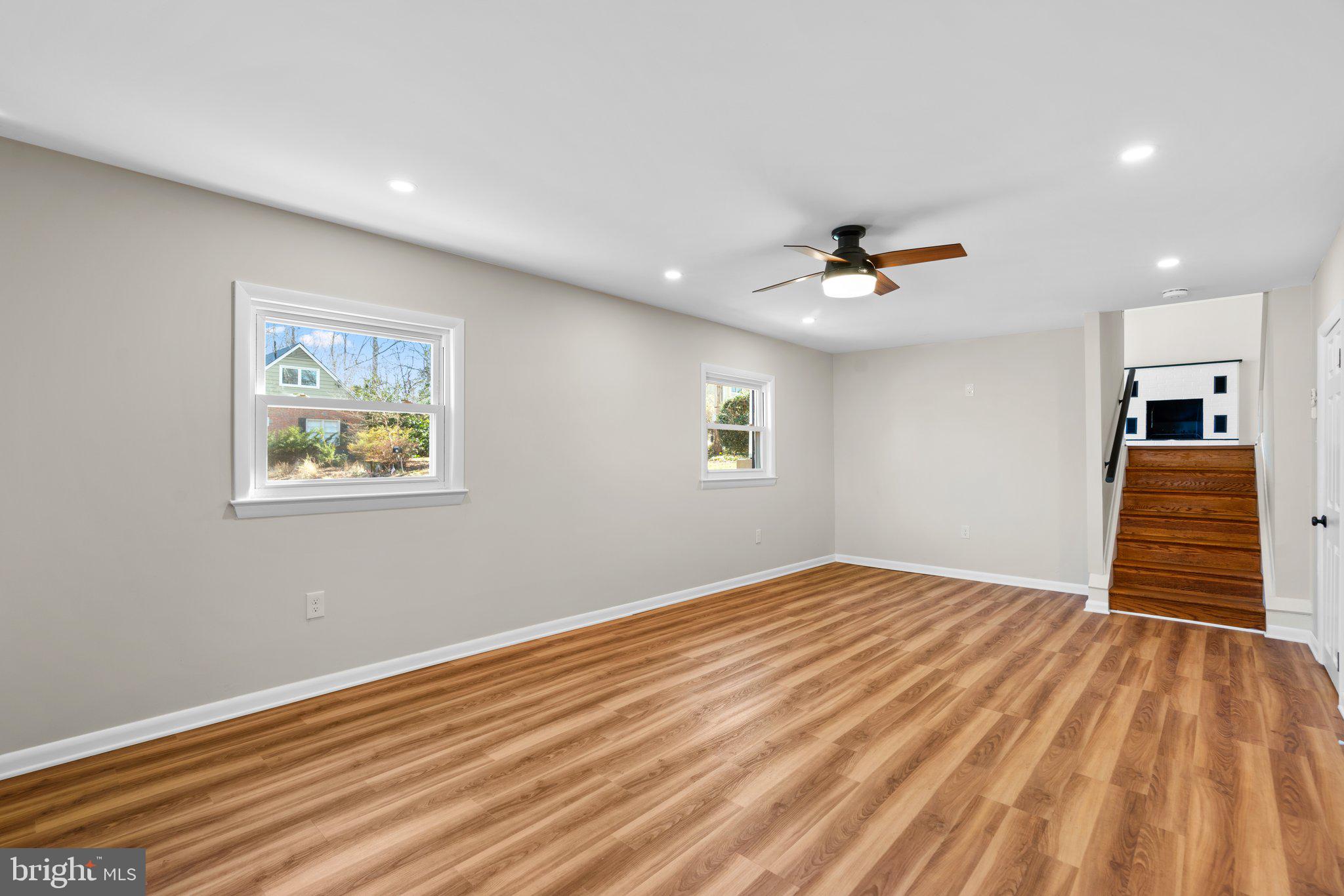 HILLSMERE ESTATES - Residential