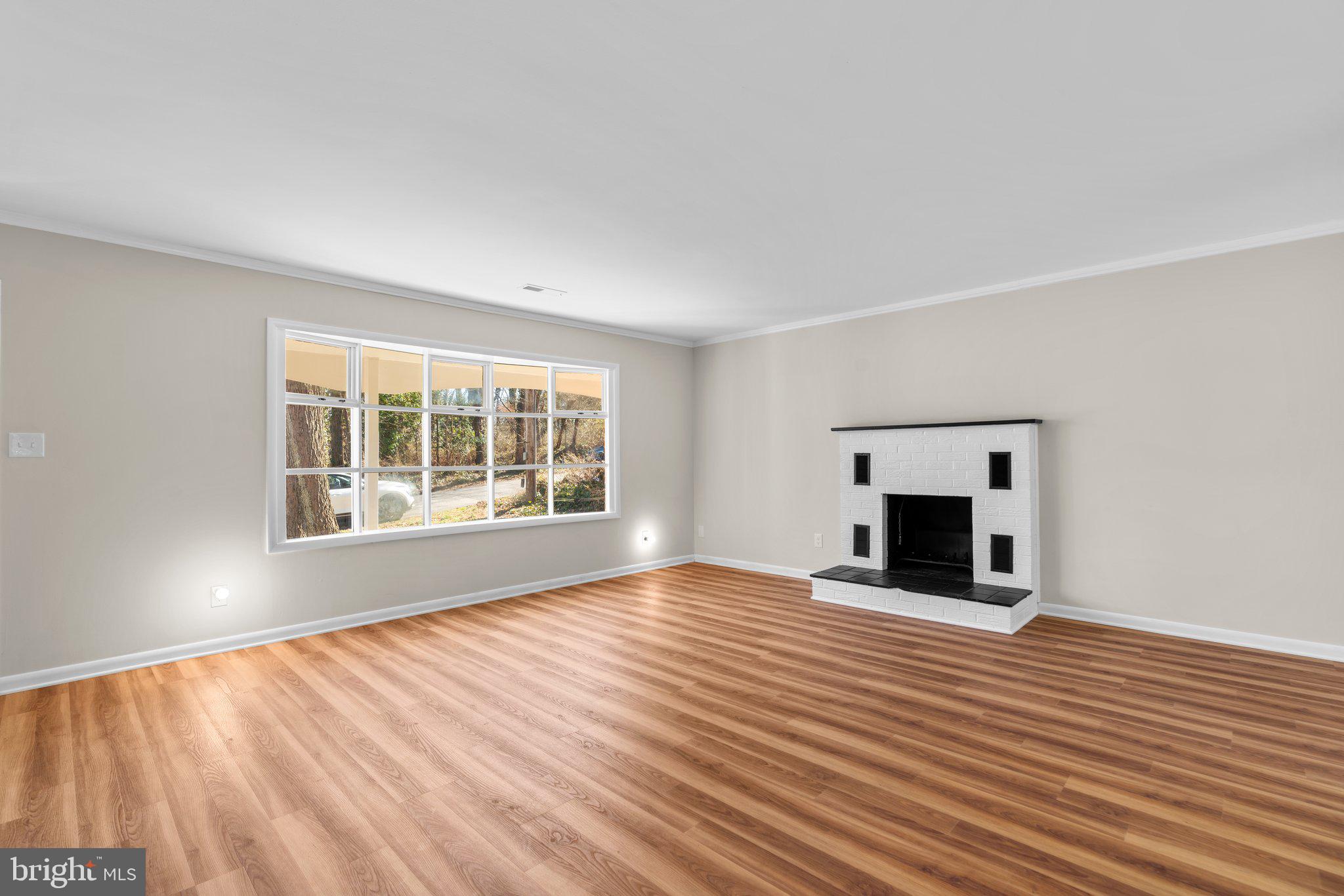 HILLSMERE ESTATES - Residential