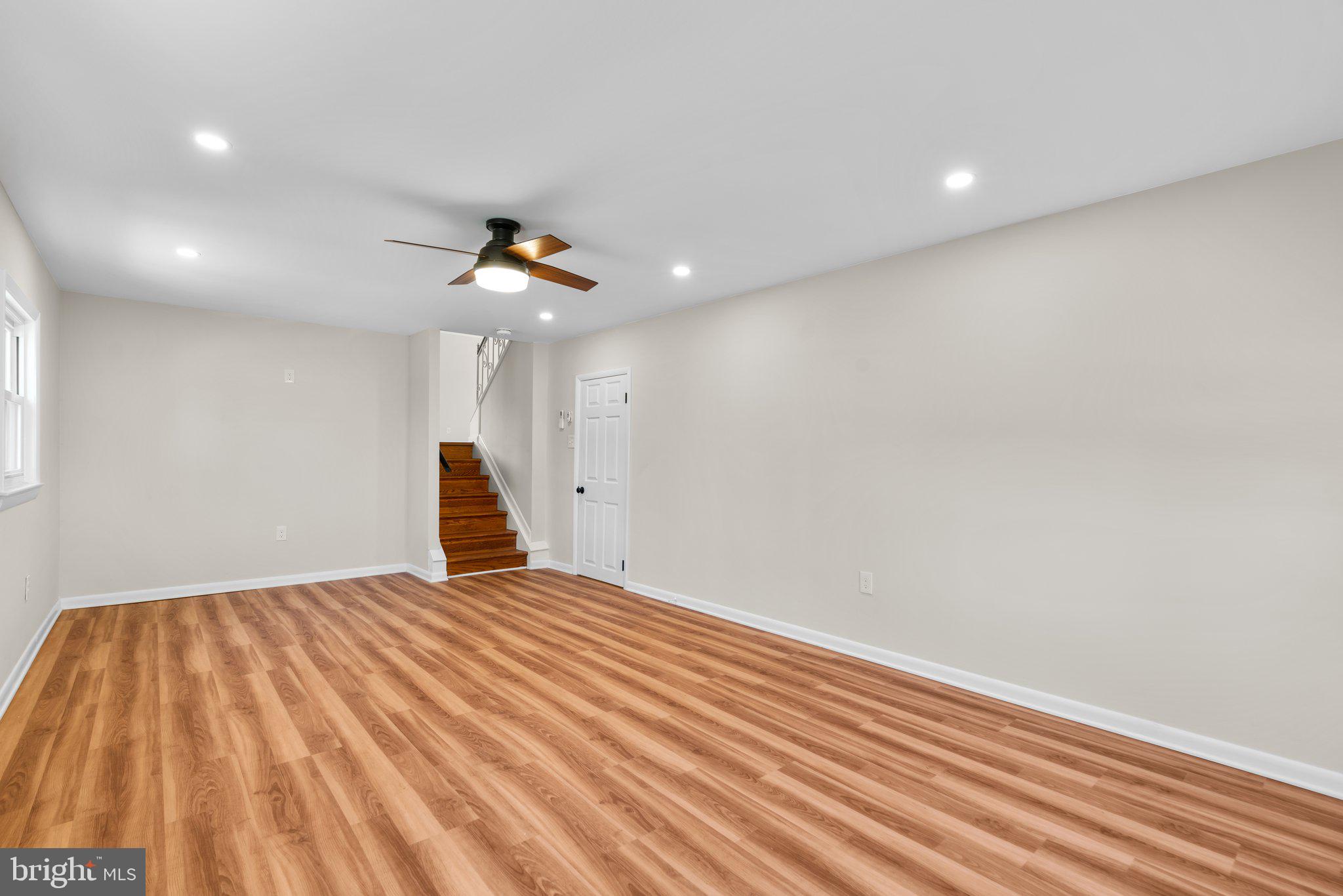 HILLSMERE ESTATES - Residential
