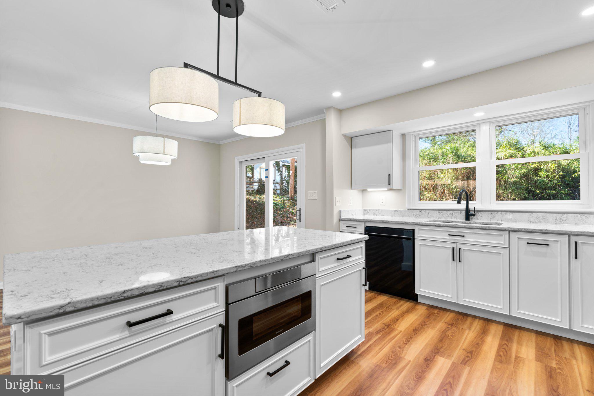 HILLSMERE ESTATES - Residential