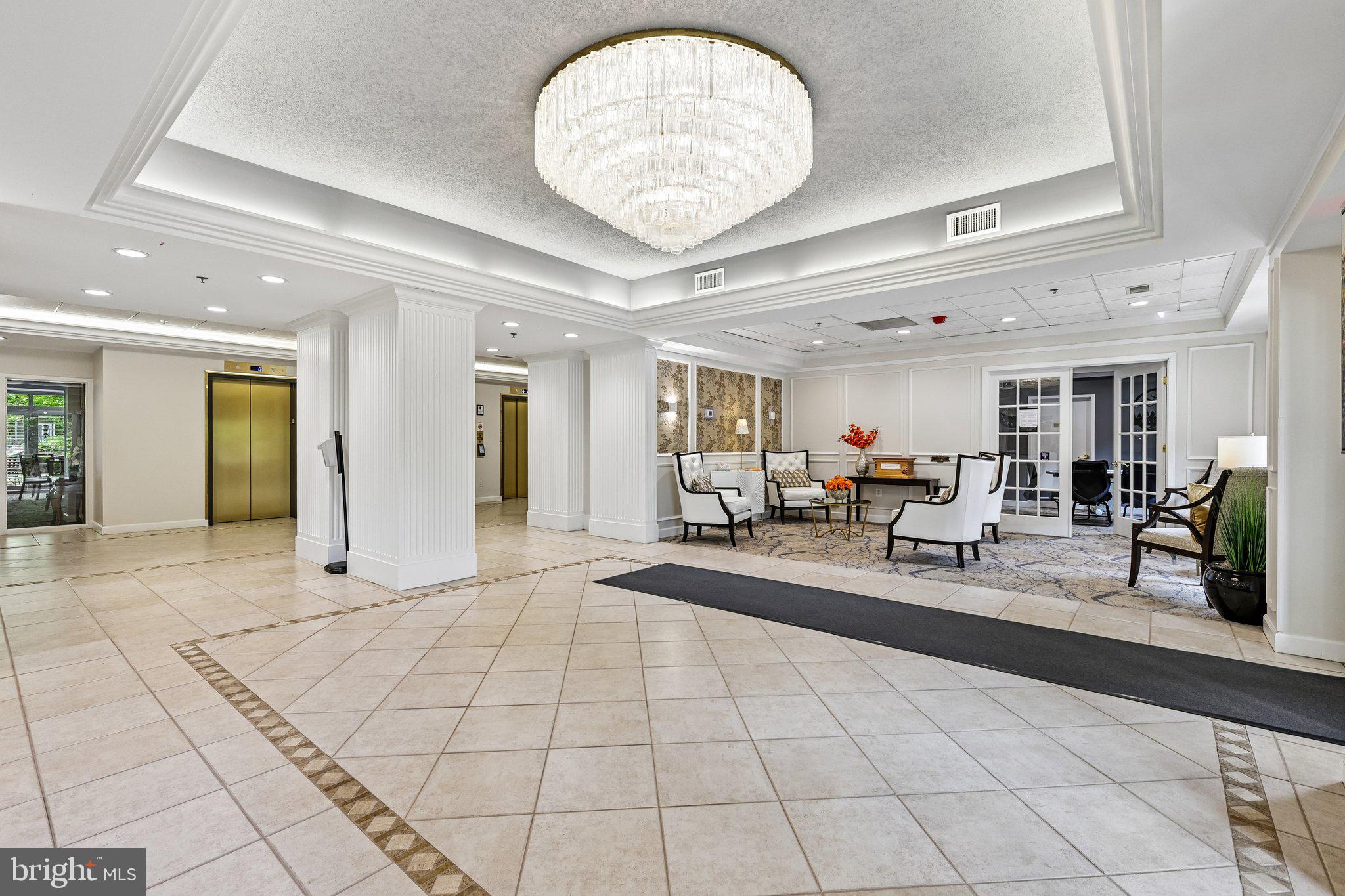 LANSDOWNE WOODS - Residential Lease