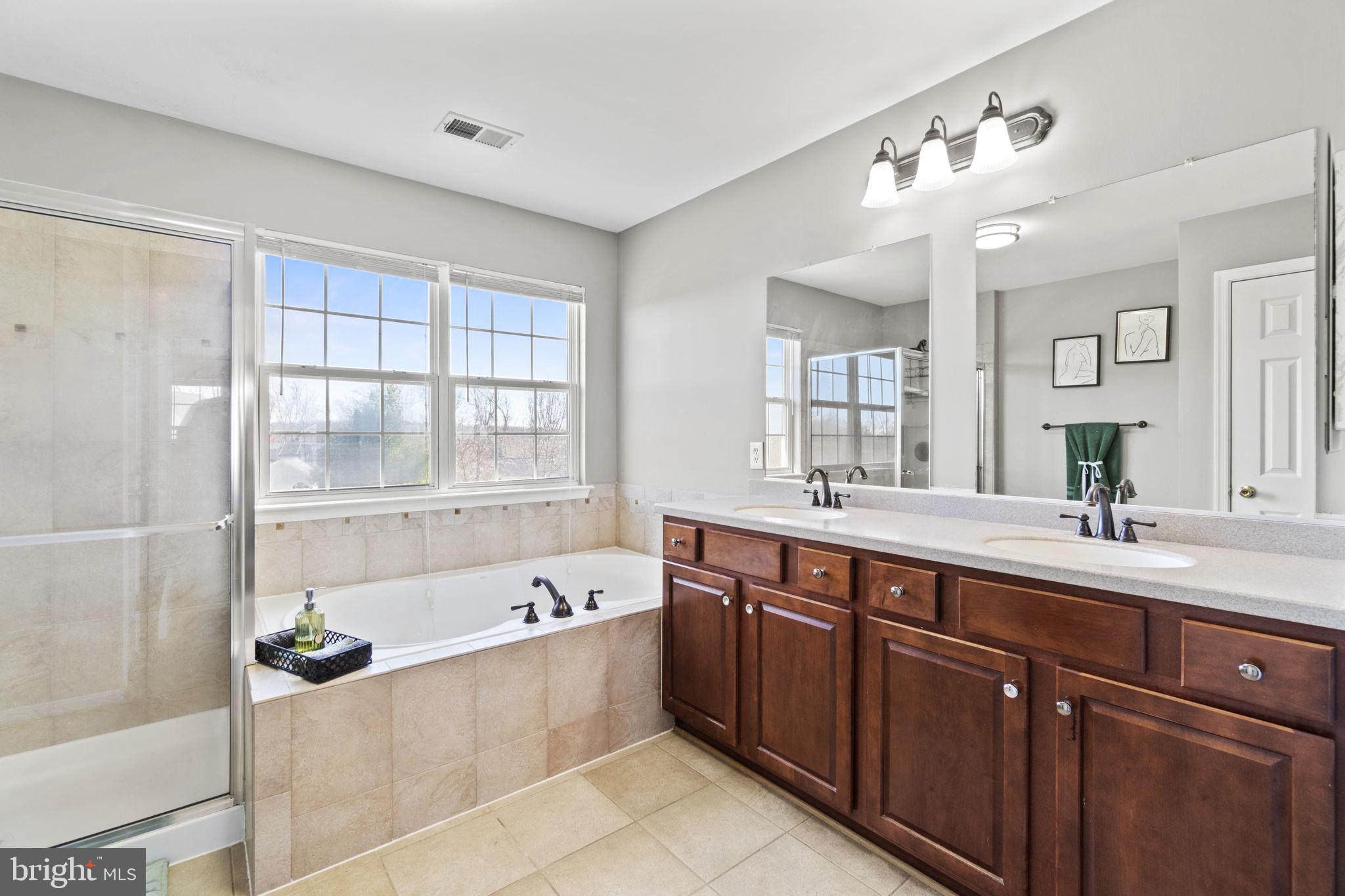 ROSE VALLEY-PLAT EIGHT> - Residential