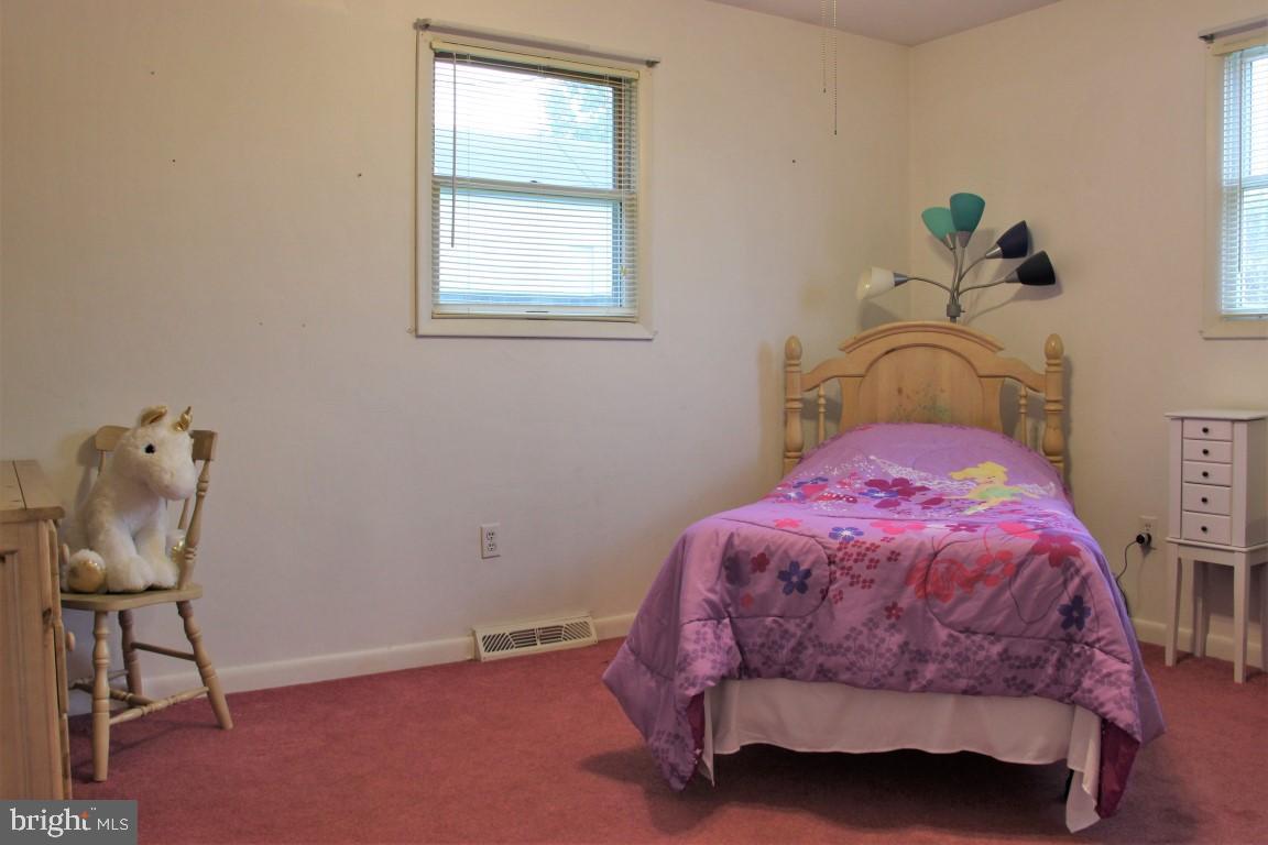 WINDSOR TWP - Residential