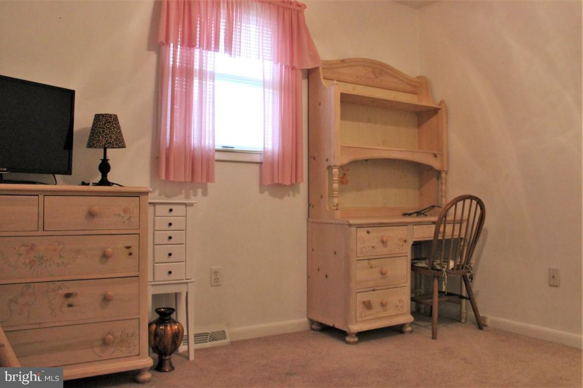 WINDSOR TWP - Residential