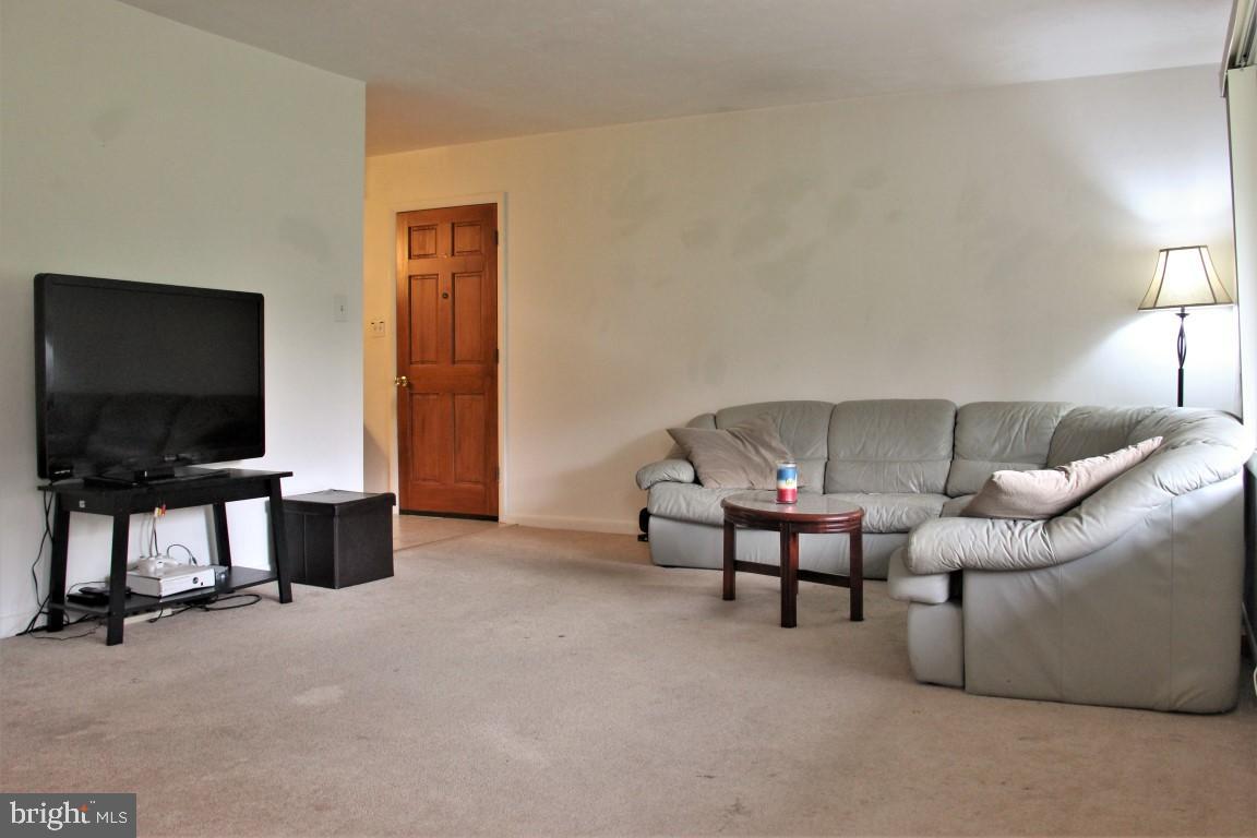 WINDSOR TWP - Residential