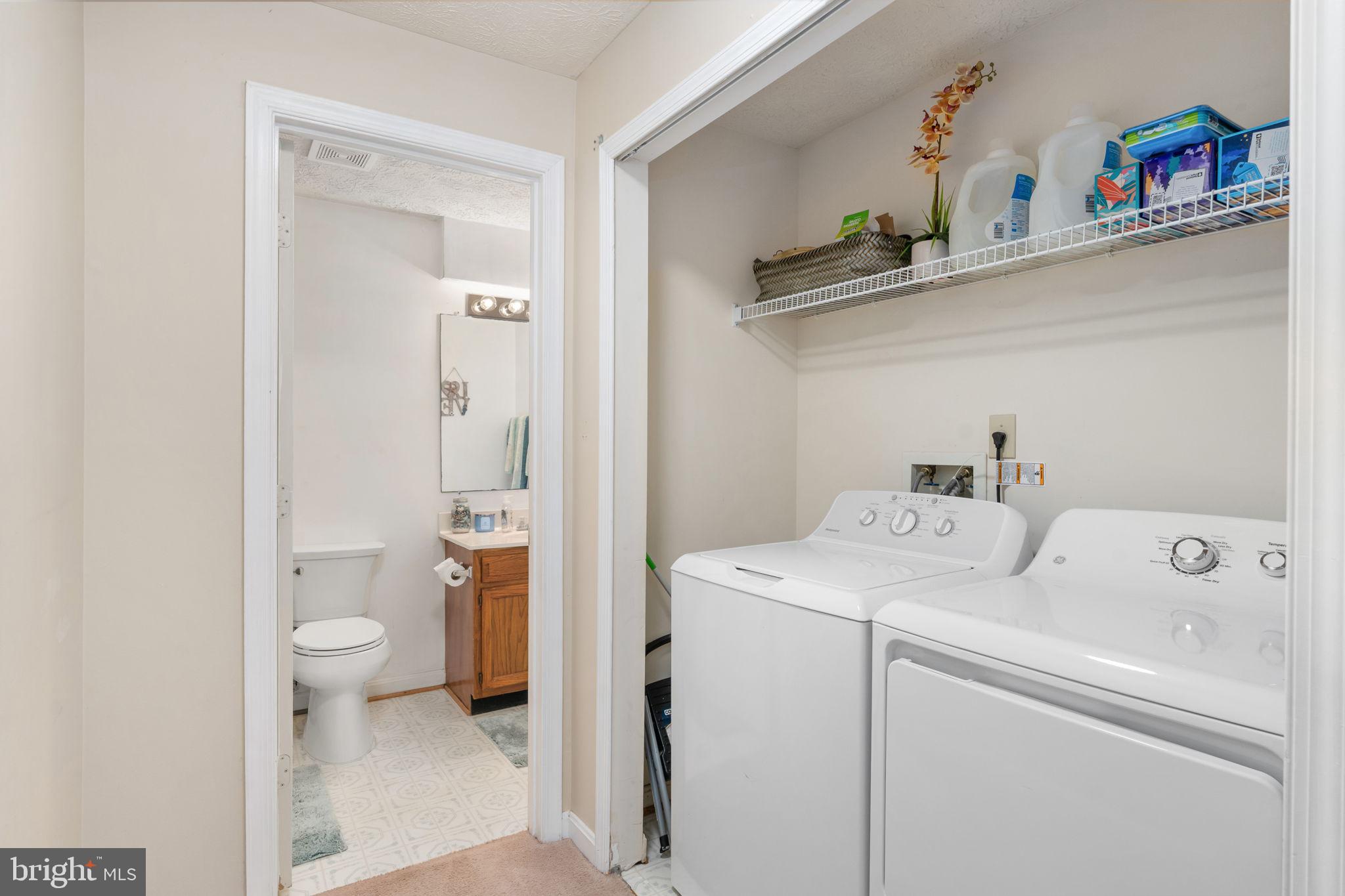 HAMPTON OAKS - Residential