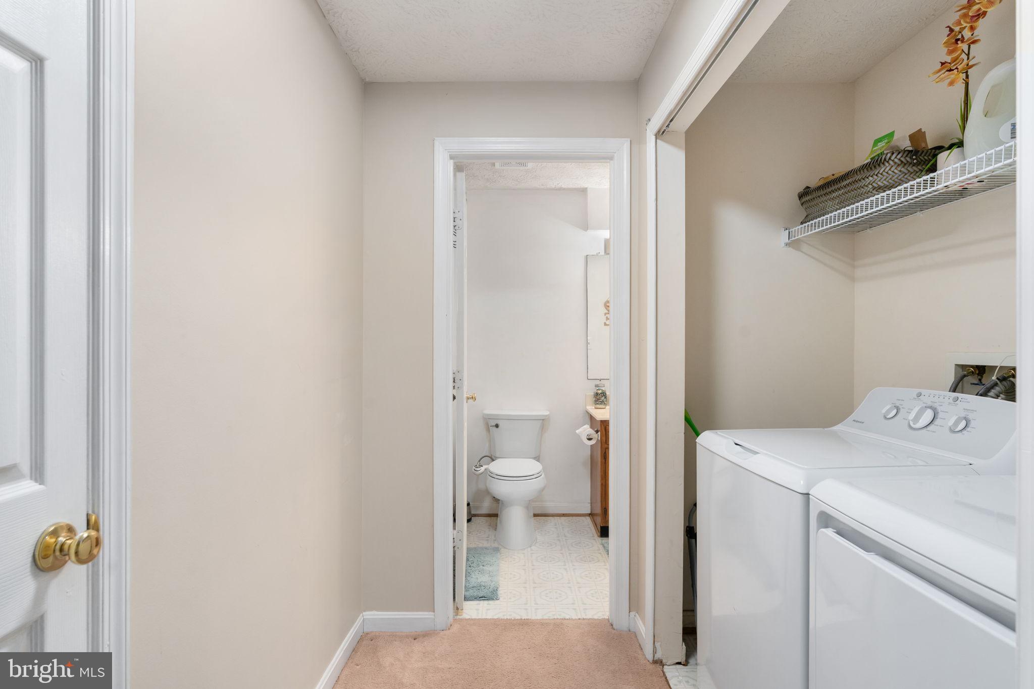 HAMPTON OAKS - Residential