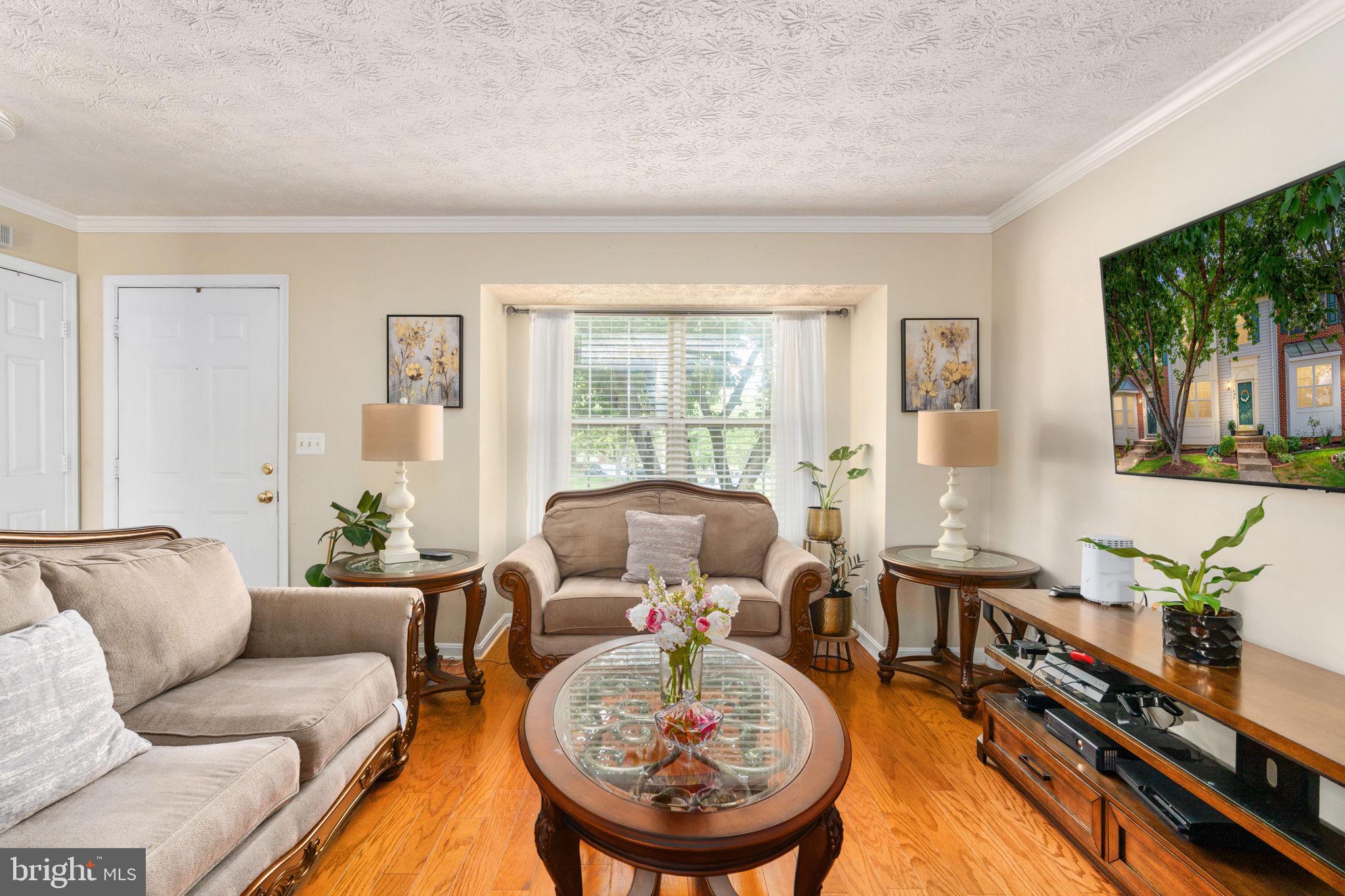 HAMPTON OAKS - Residential