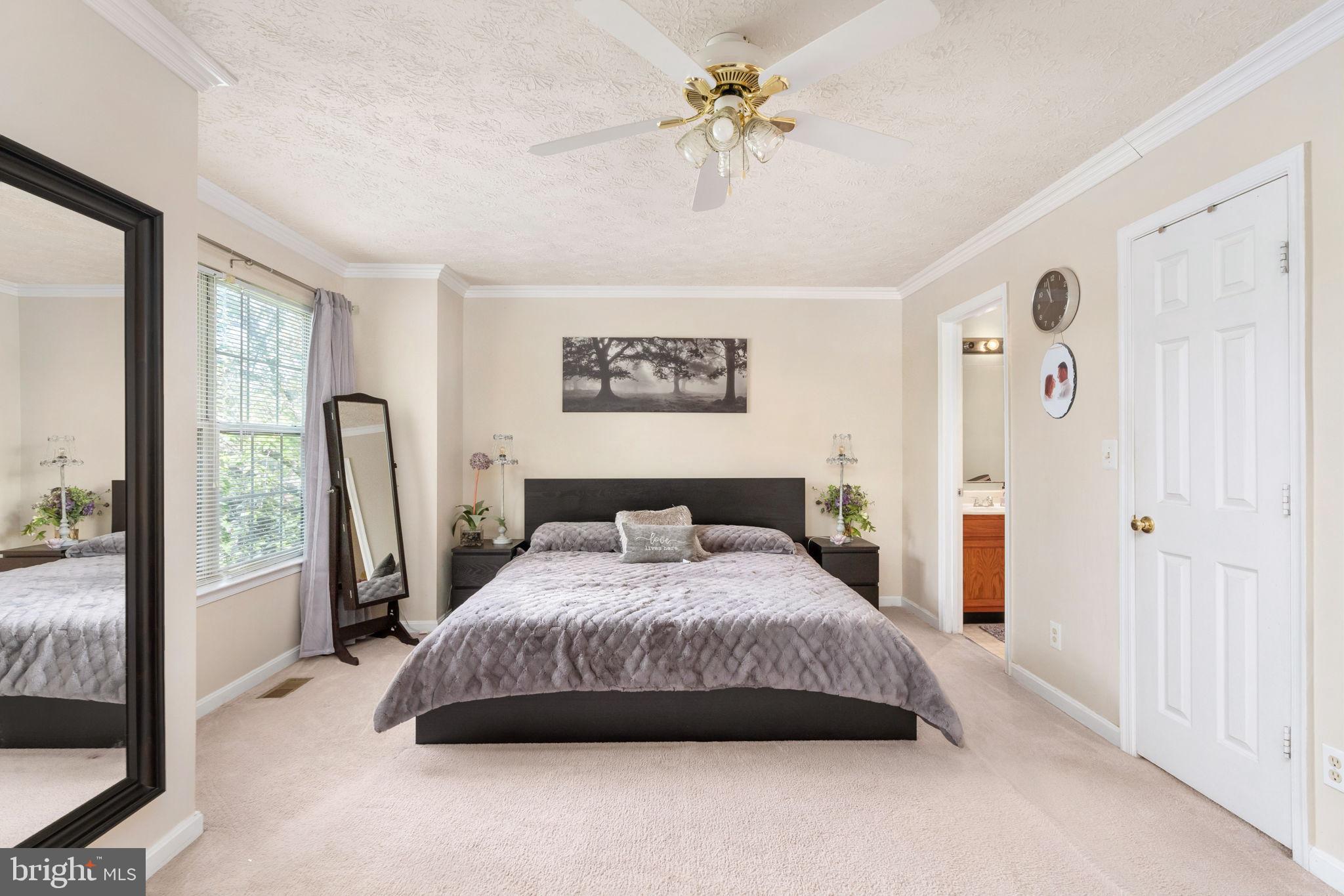 HAMPTON OAKS - Residential