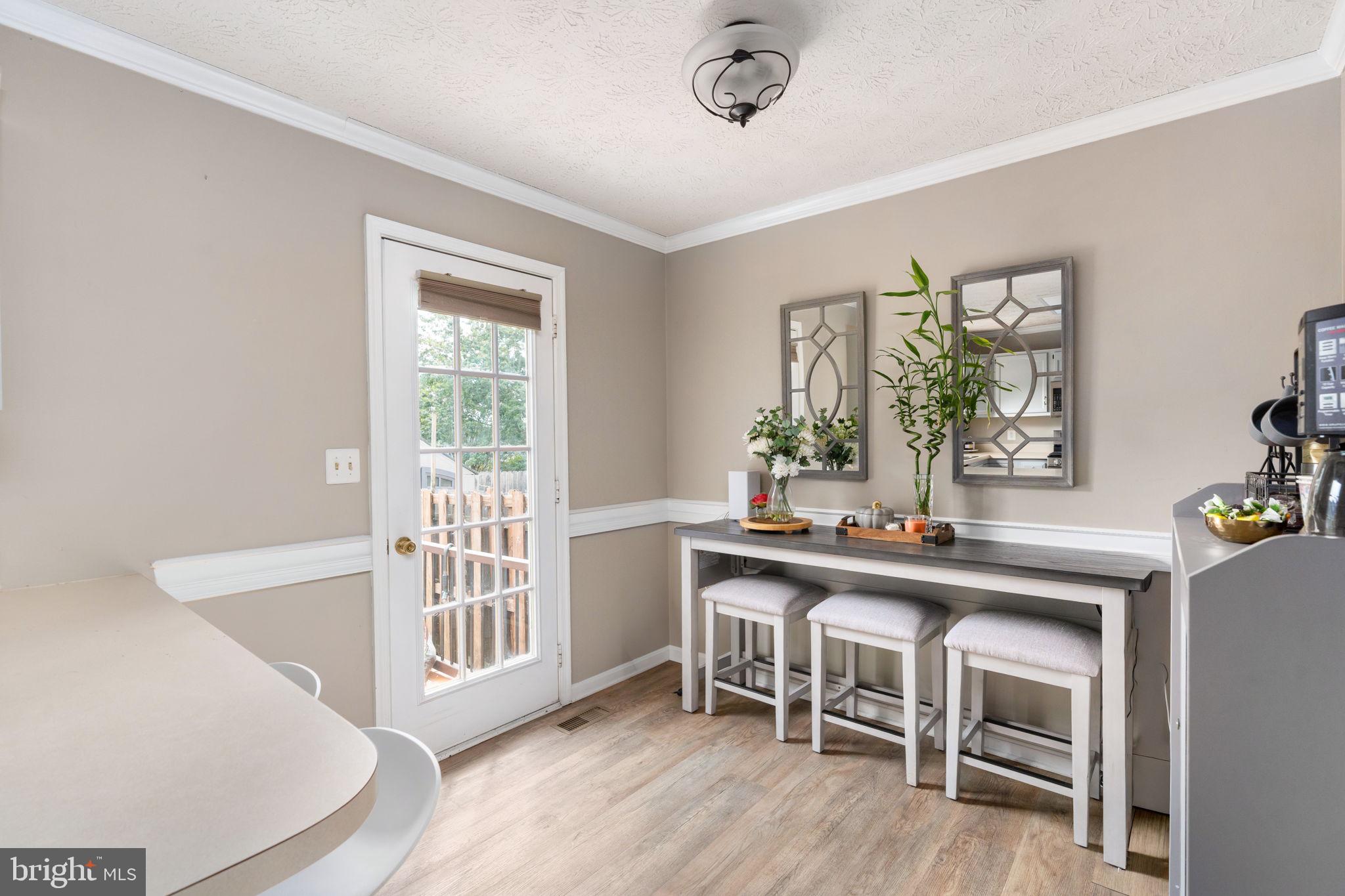 HAMPTON OAKS - Residential