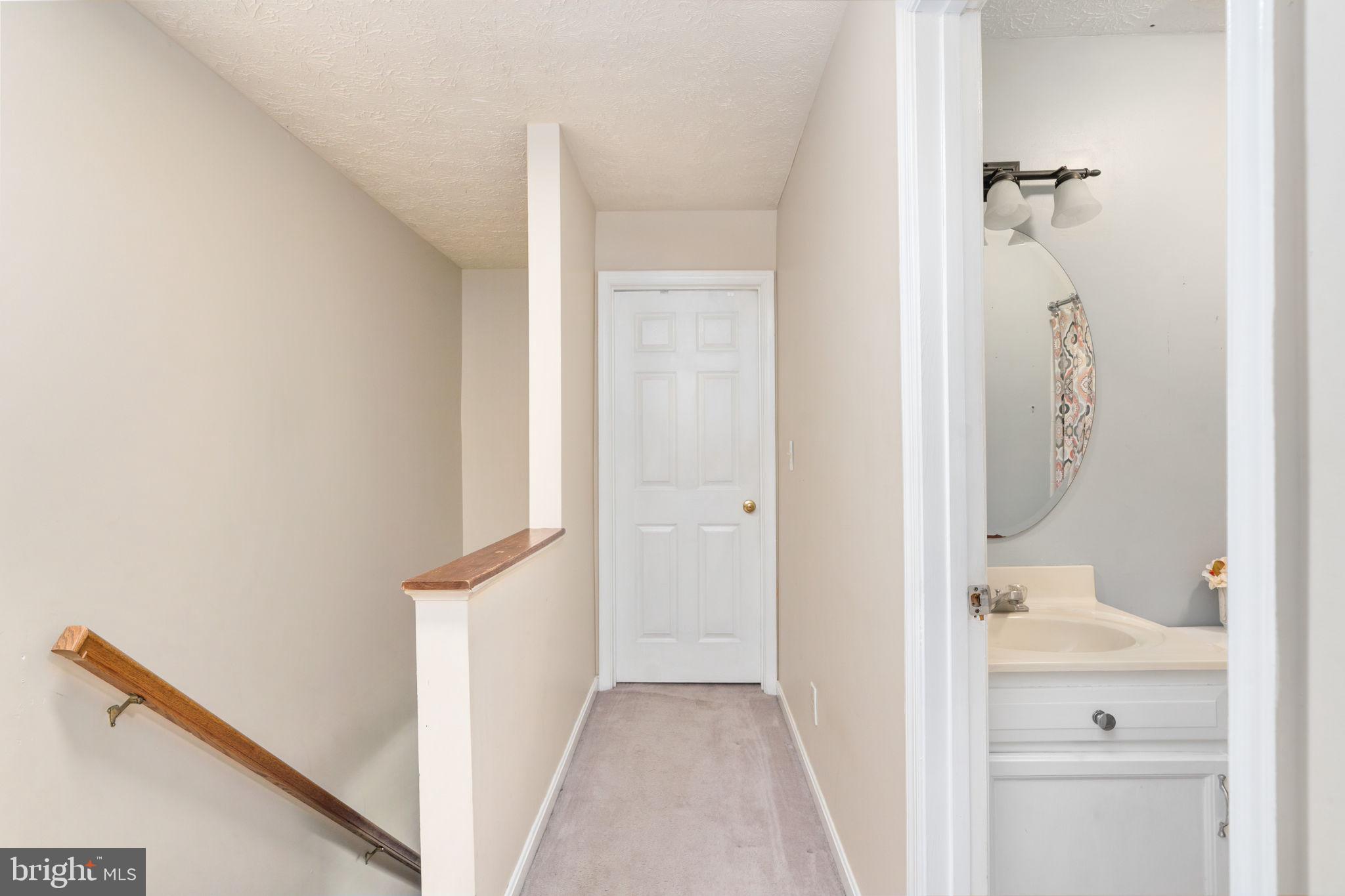 HAMPTON OAKS - Residential