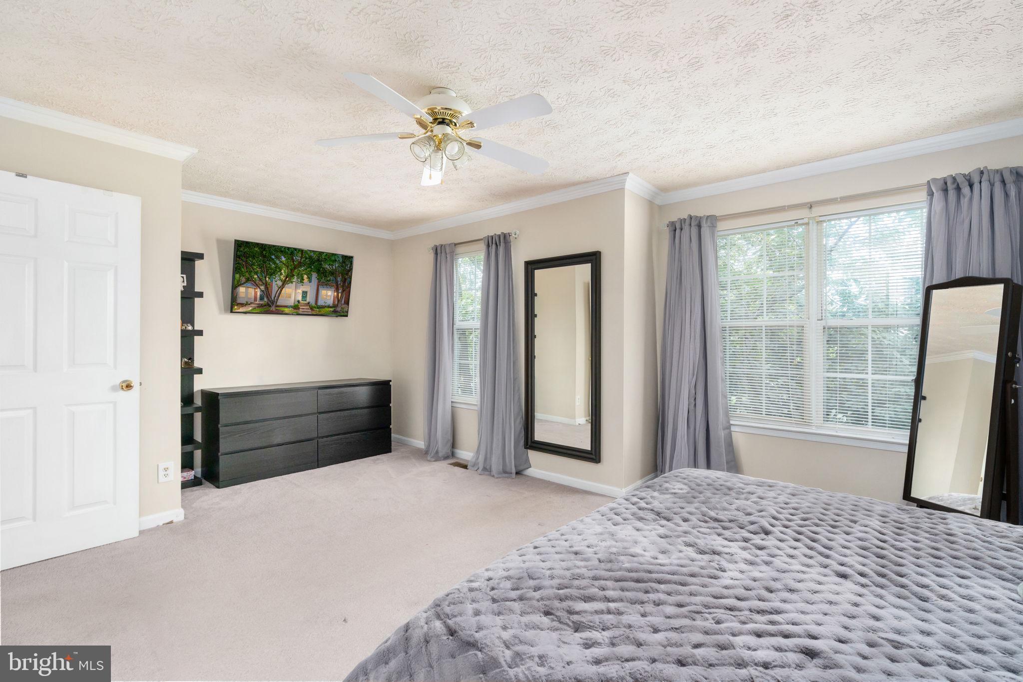 HAMPTON OAKS - Residential