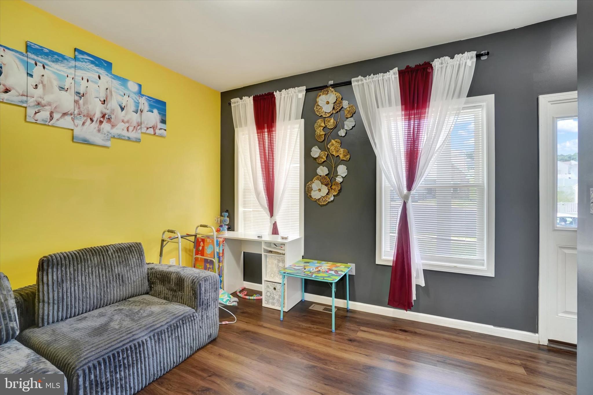 LEXINGTON ESTATES - Residential