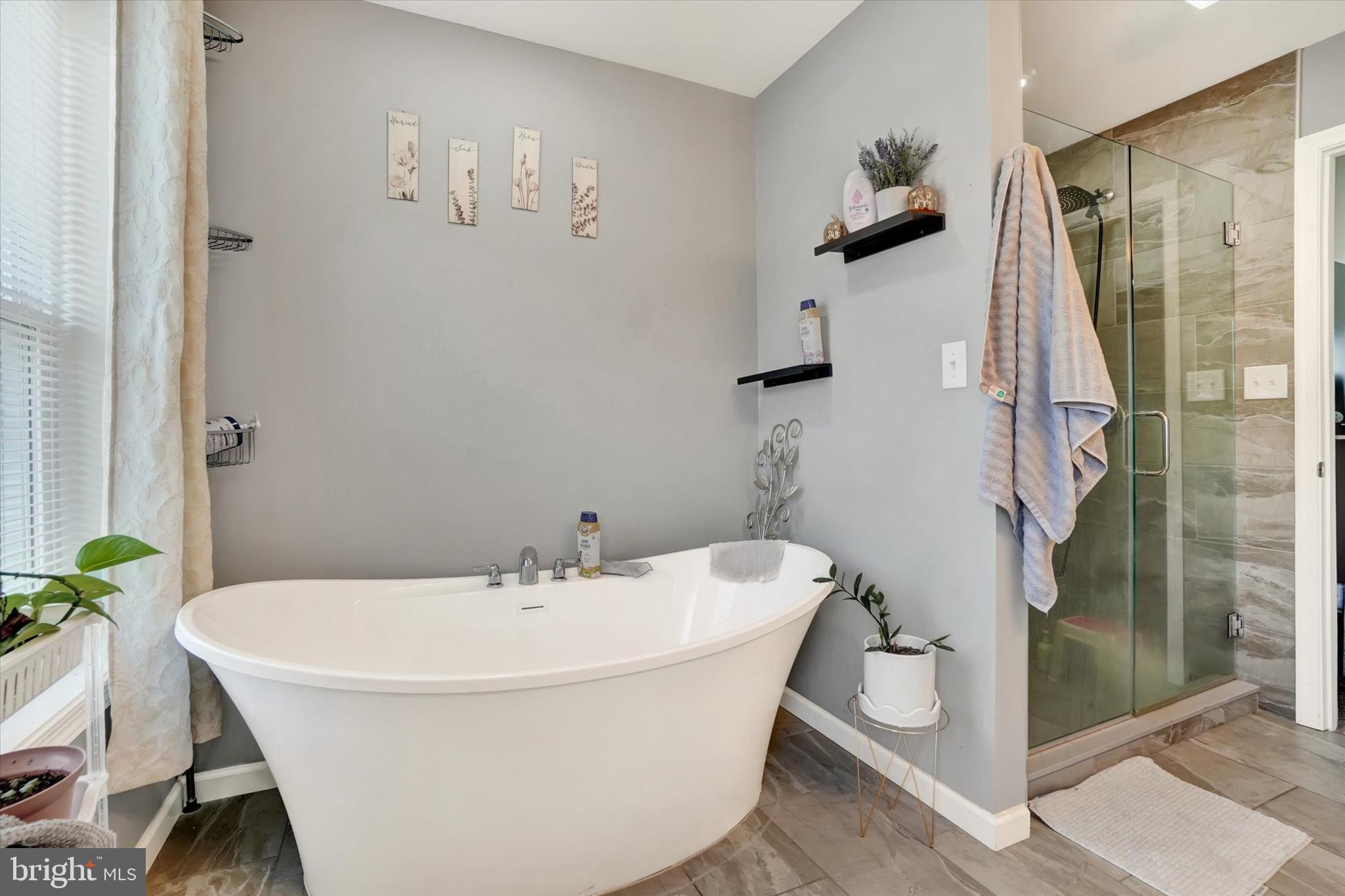 LEXINGTON ESTATES - Residential