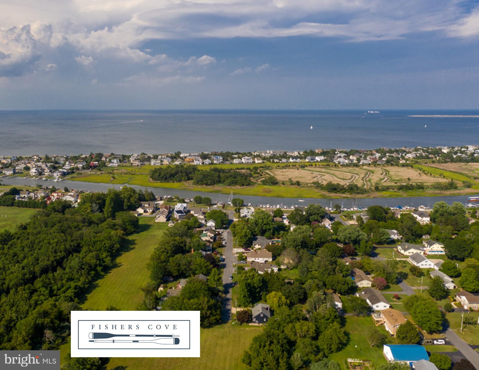 FISHERS COVE - Residential
