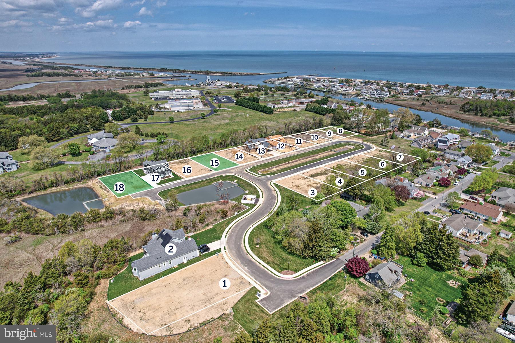 FISHERS COVE - Residential