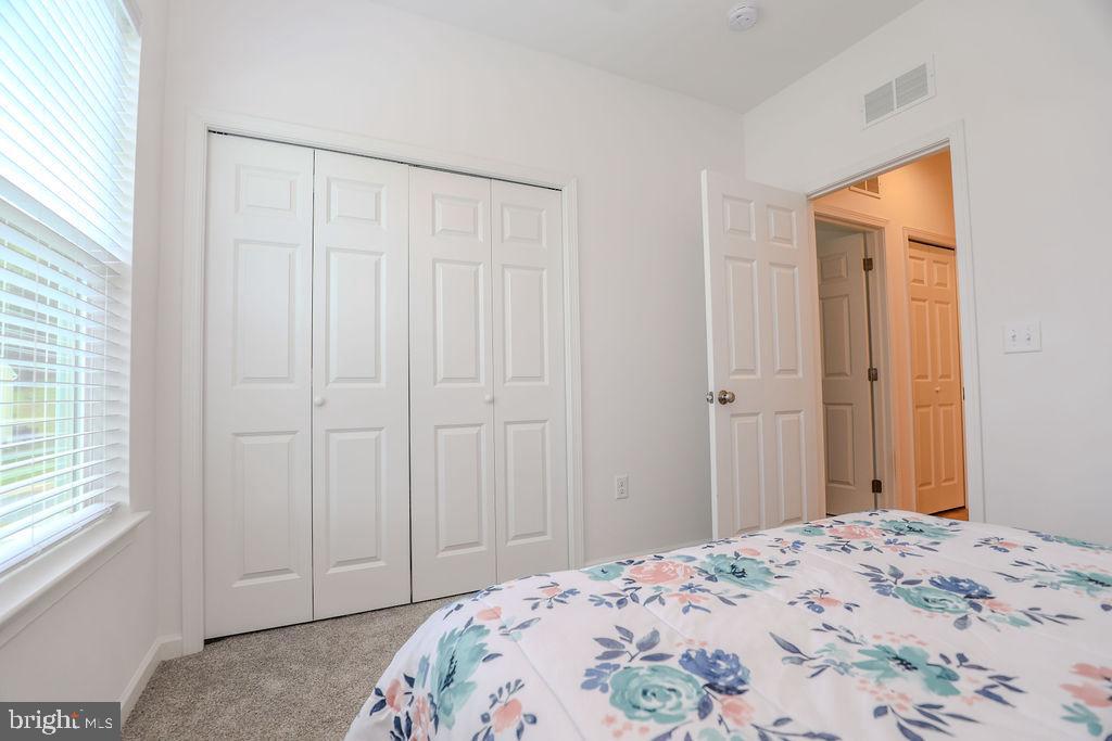 ROCKVILLE ESTATES - Residential