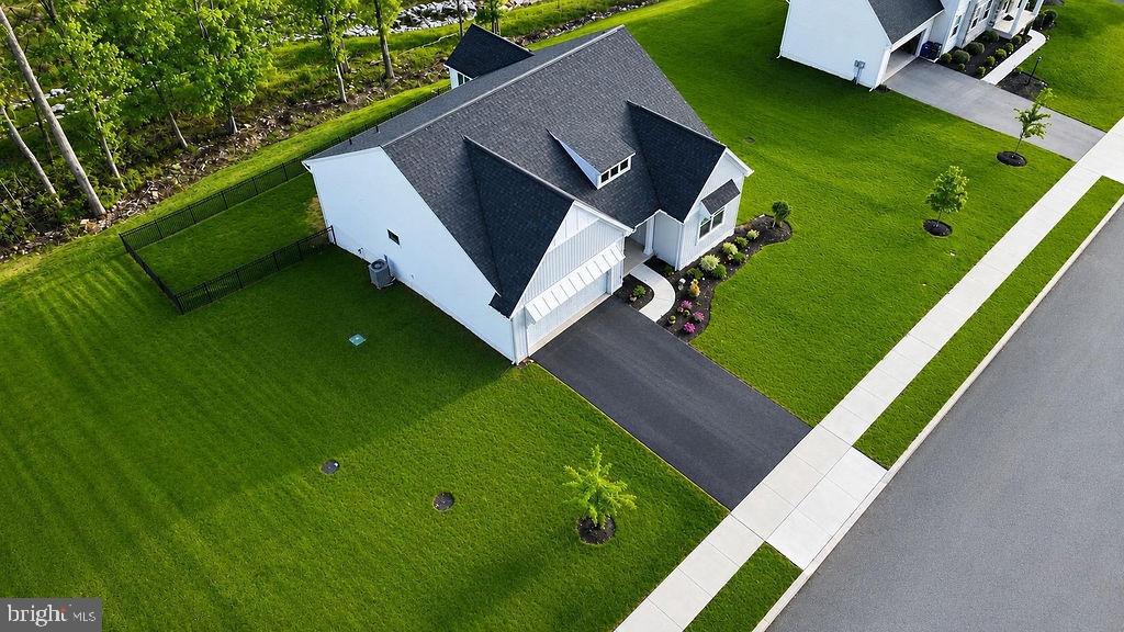 ROCKVILLE ESTATES - Residential