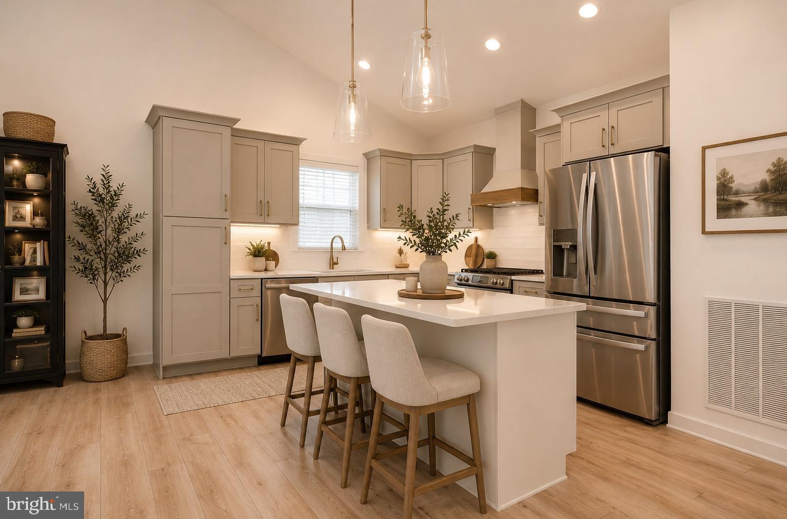 ROCKVILLE ESTATES - Residential