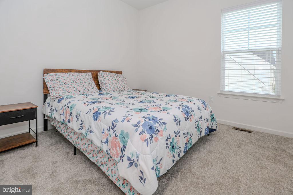 ROCKVILLE ESTATES - Residential