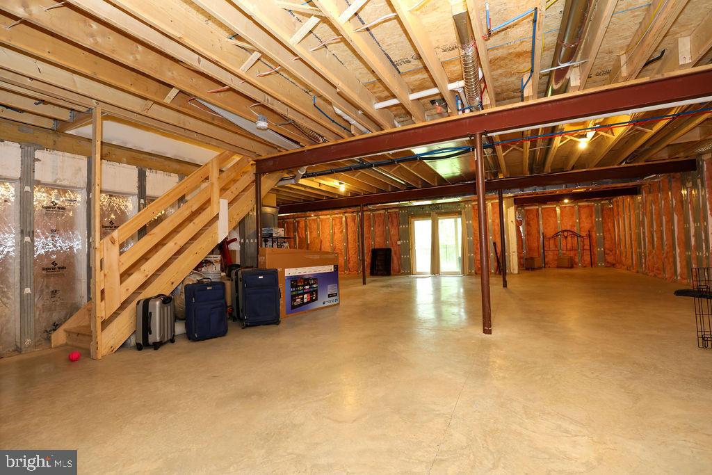 ROCKVILLE ESTATES - Residential