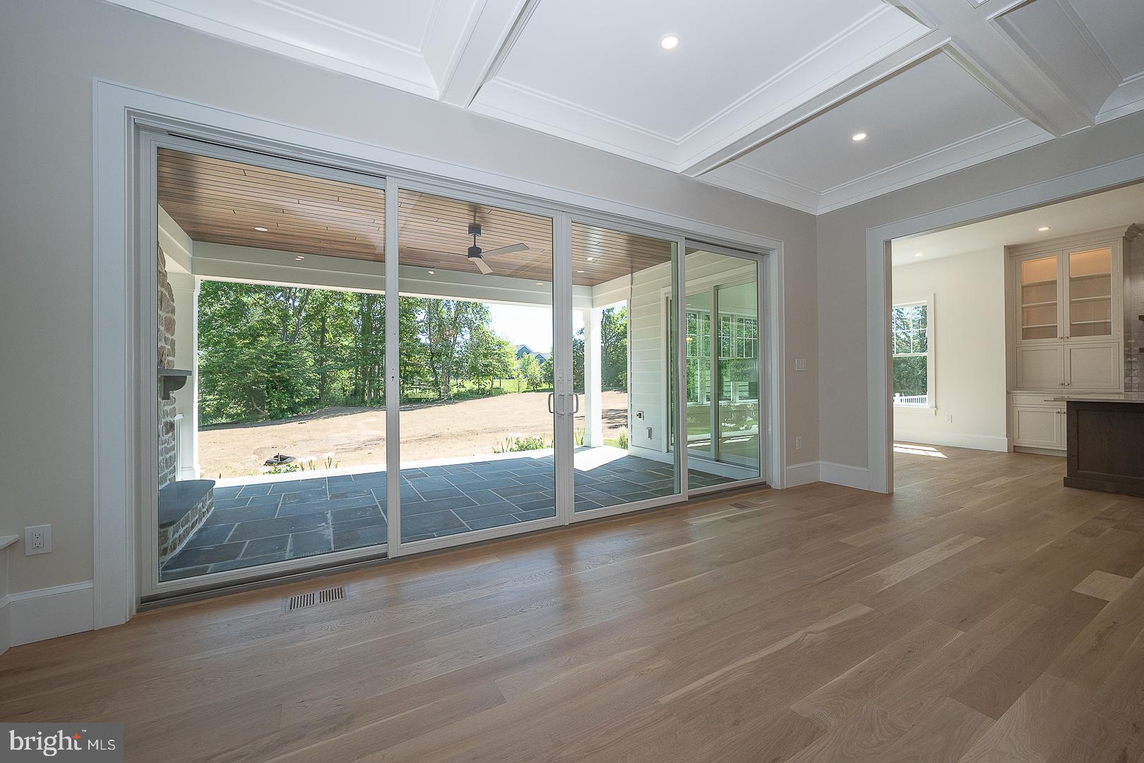 BUTTONWOOD FARMS - Residential