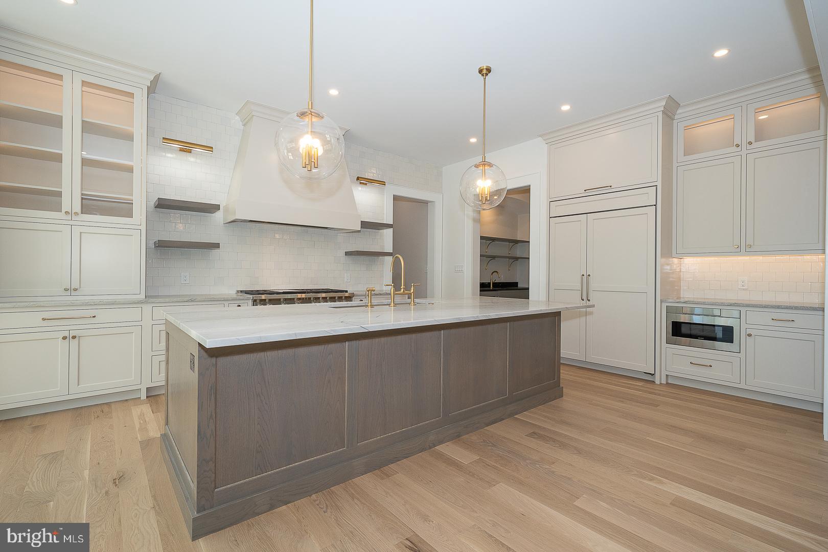 BUTTONWOOD FARMS - Residential