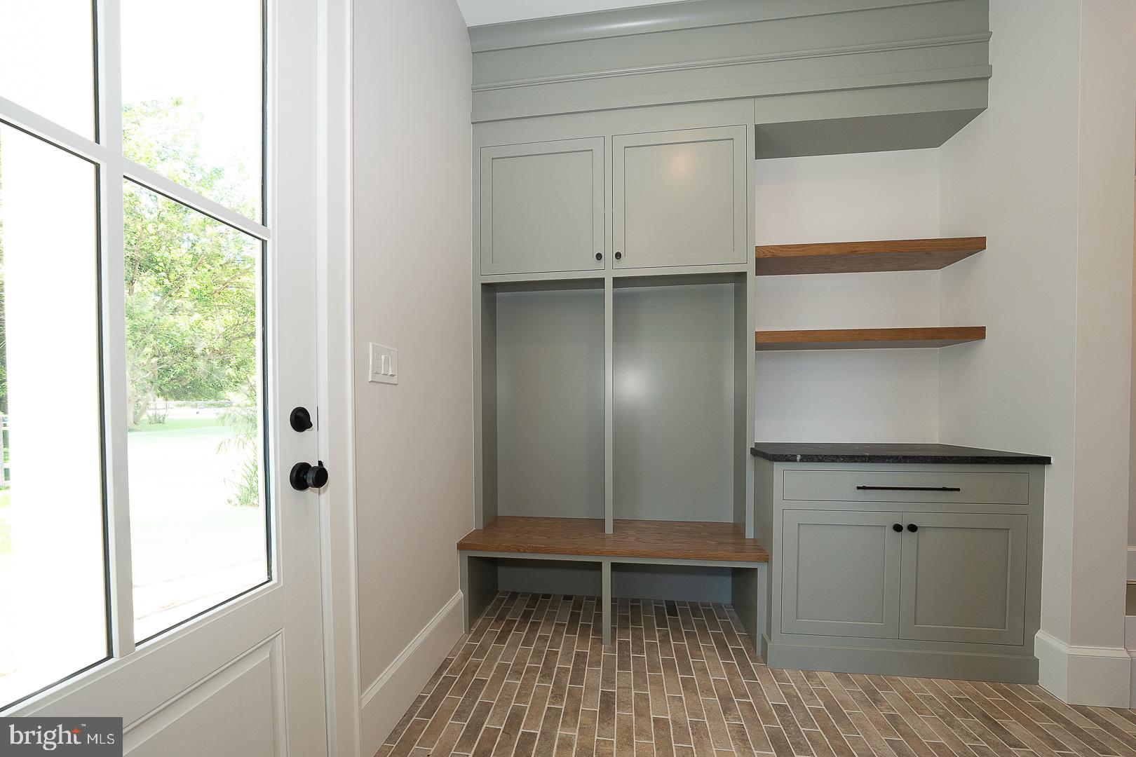 BUTTONWOOD FARMS - Residential