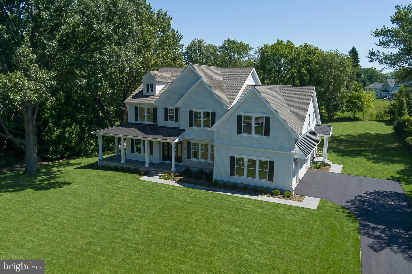 BUTTONWOOD FARMS - Residential