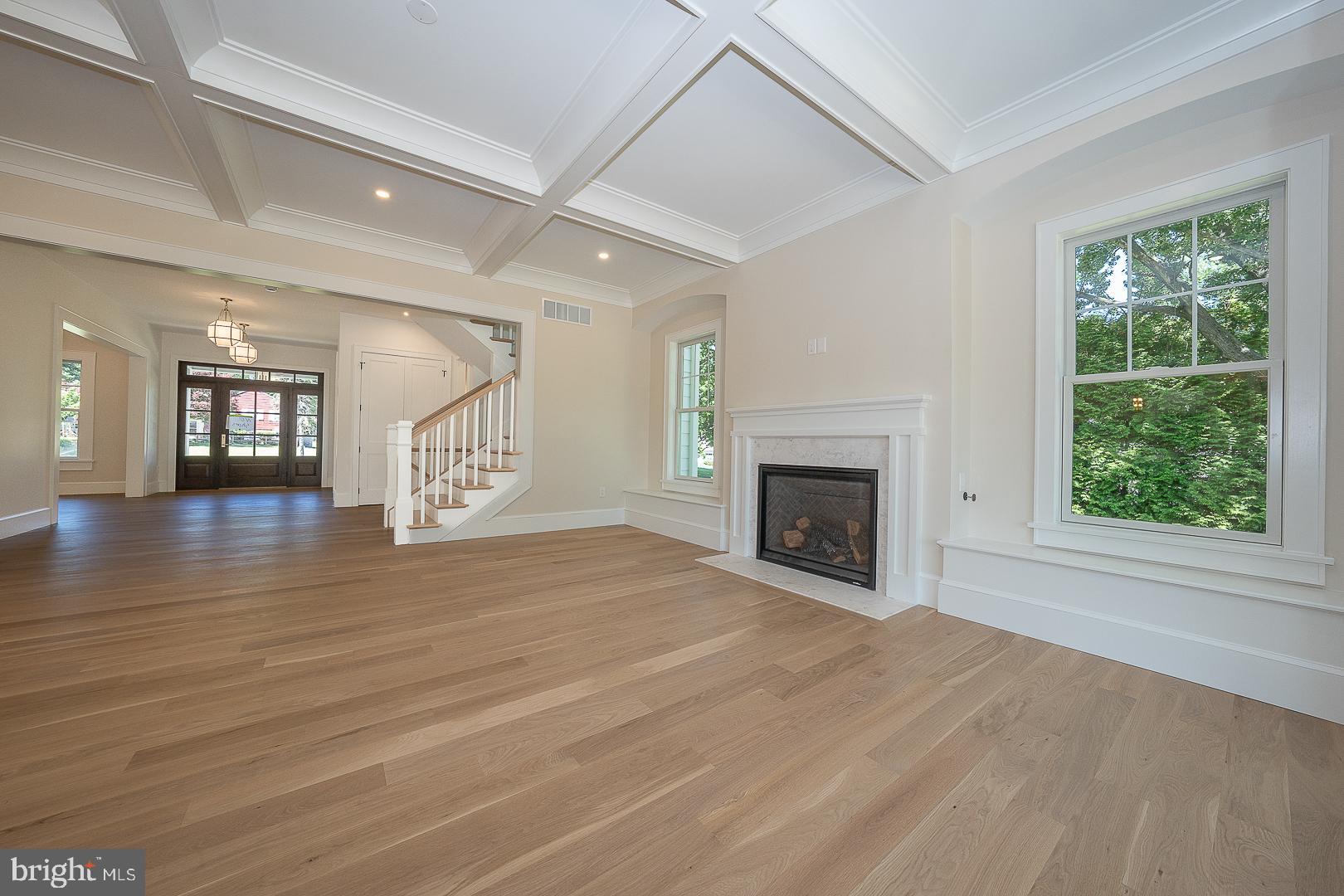 BUTTONWOOD FARMS - Residential