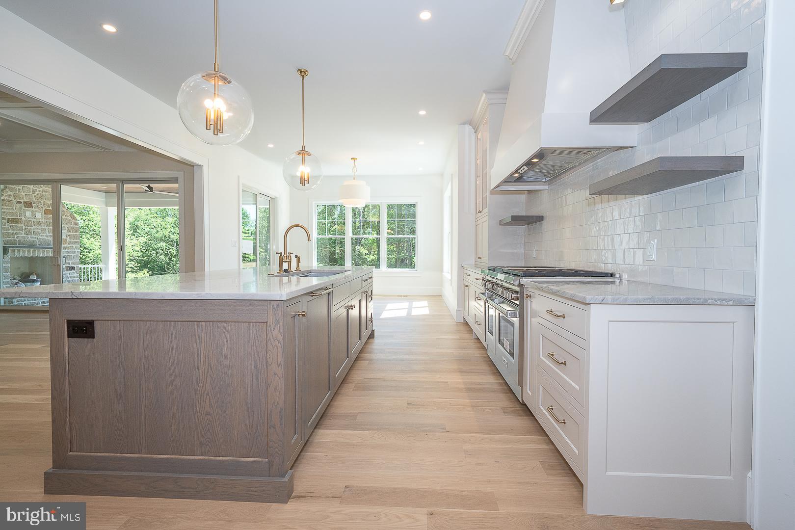 BUTTONWOOD FARMS - Residential