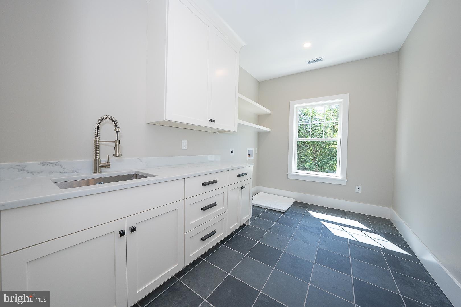 BUTTONWOOD FARMS - Residential