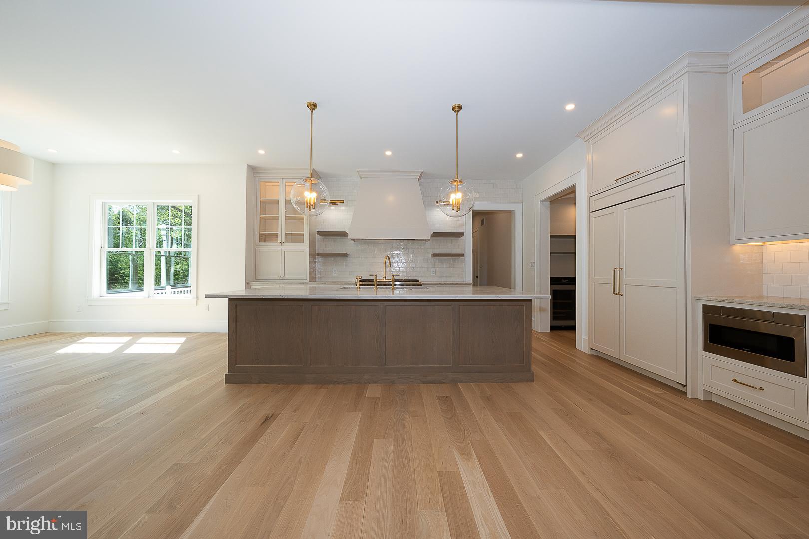 BUTTONWOOD FARMS - Residential