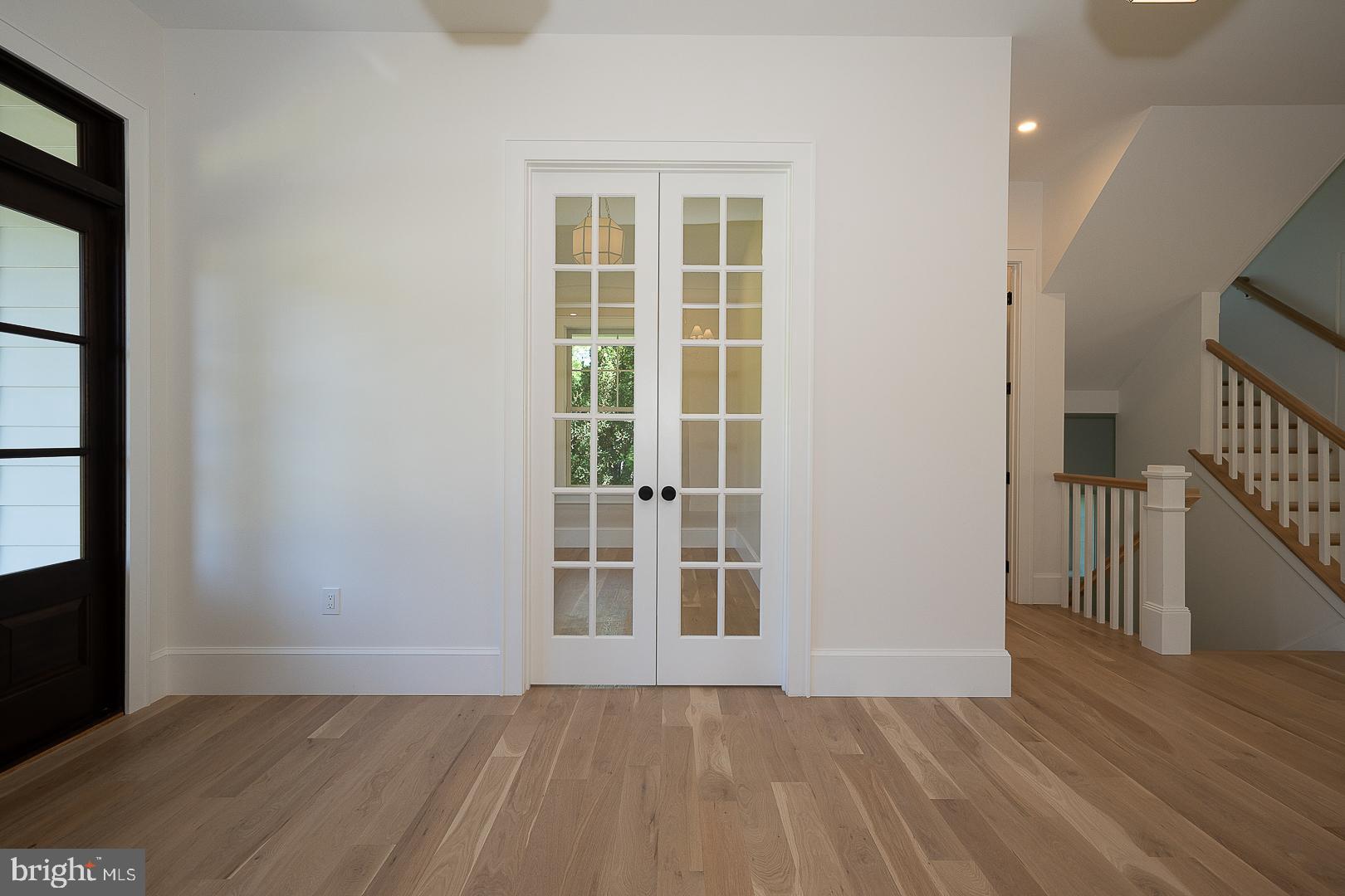 BUTTONWOOD FARMS - Residential