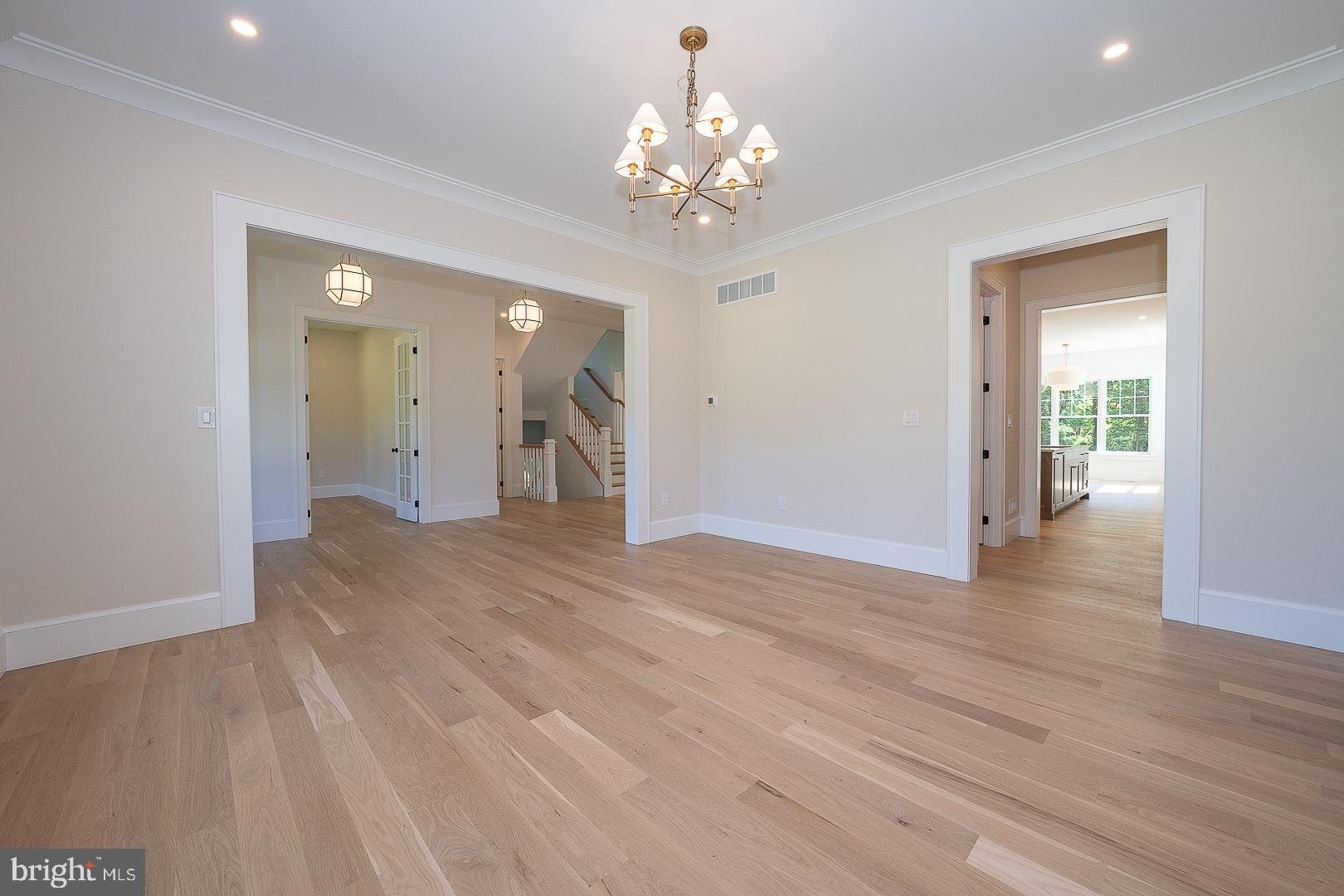 BUTTONWOOD FARMS - Residential